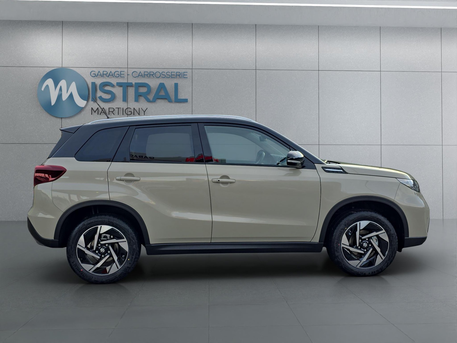 SUZUKI Vitara 1.4 T Compact Top Hybrid 4x4-image-5