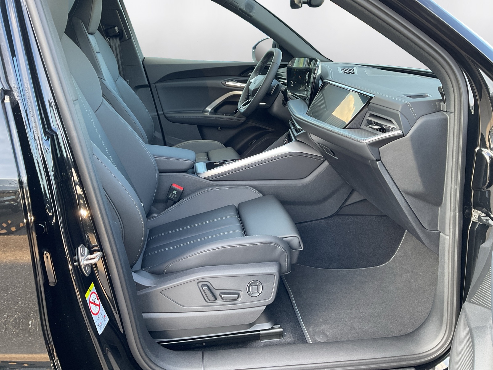 AUDI Q5 TDI quattro 150 kW S-tronic-image-13