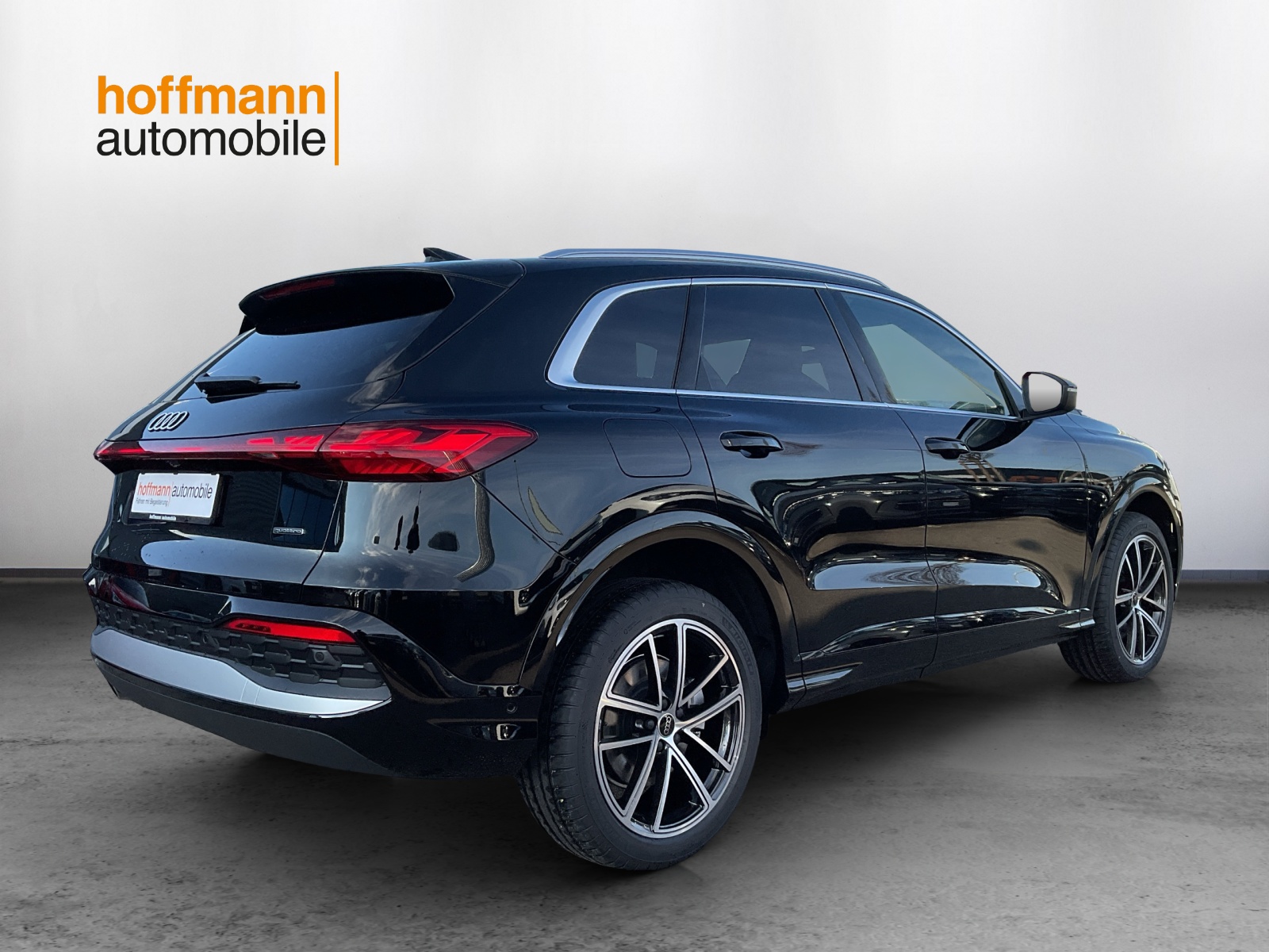 AUDI Q5 TDI quattro 150 kW S-tronic-showroom-element-3