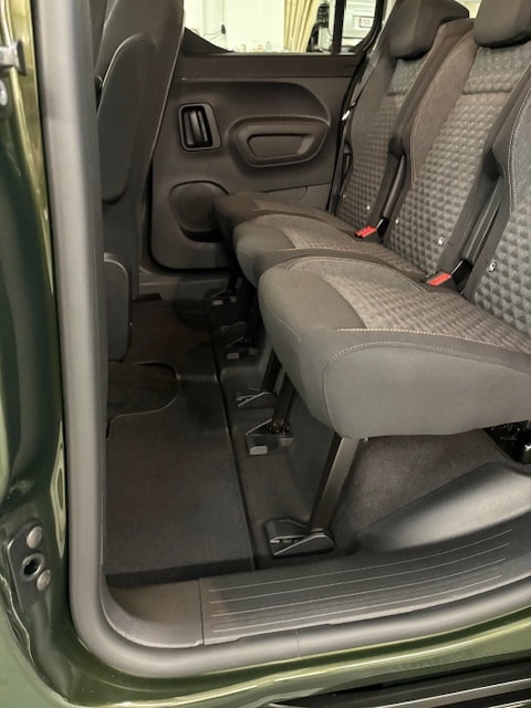 PEUGEOT RIFTER-image-6