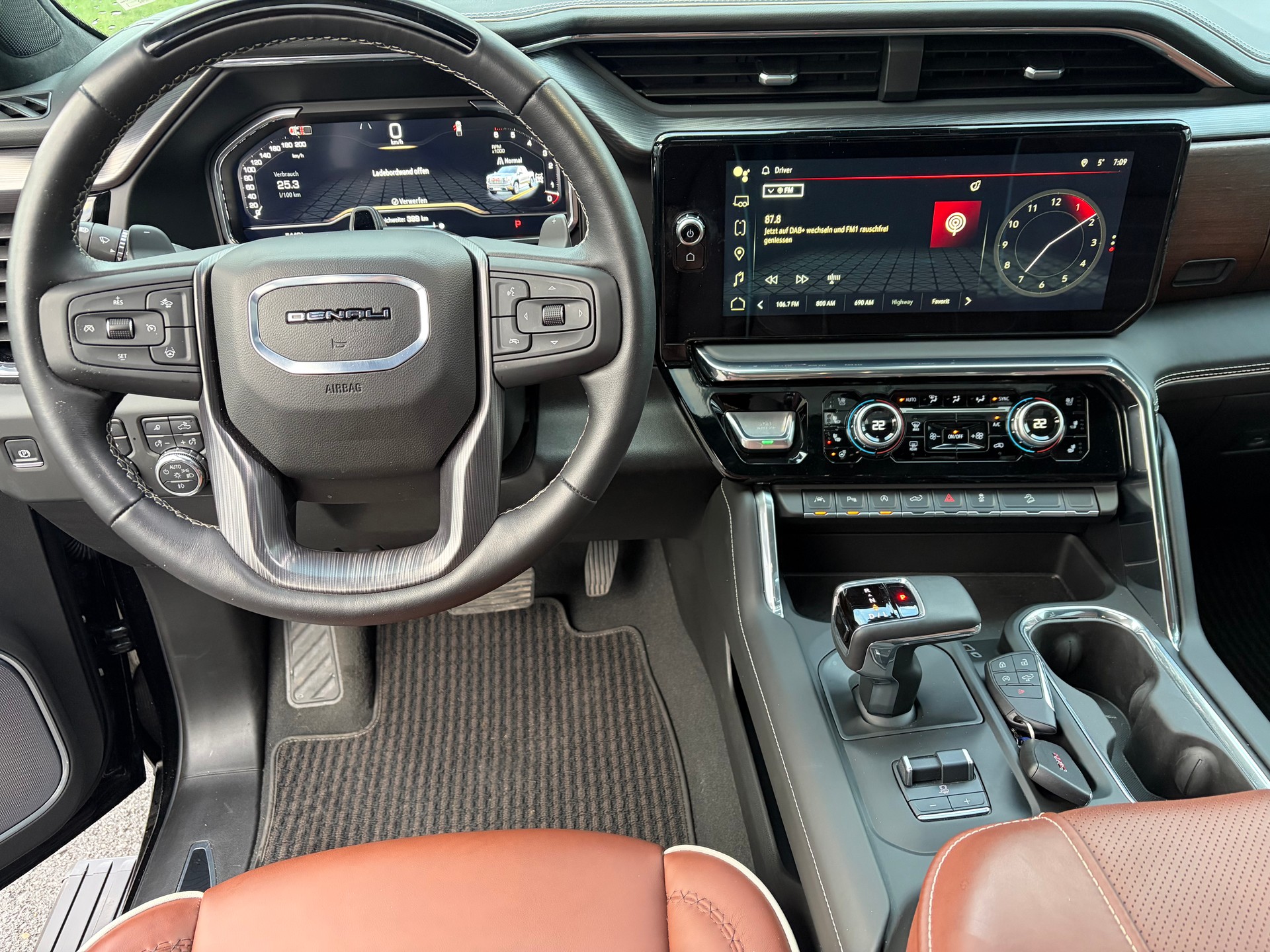 GMC Sierra 1500 Denali Ultimate 6.2l V8 4WD MY25-image-9