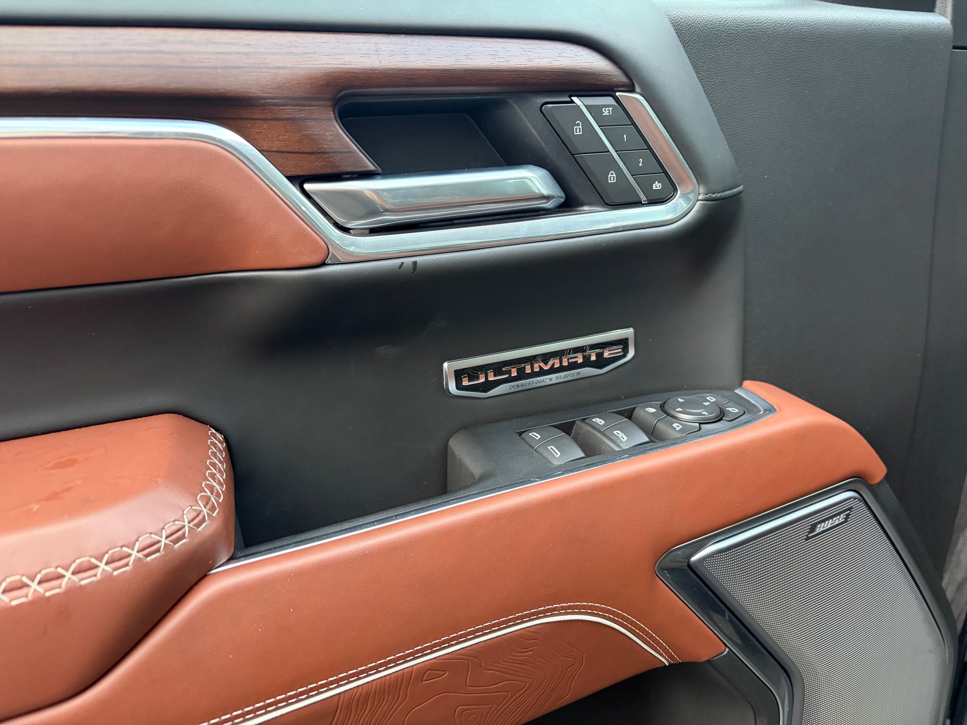 GMC Sierra 1500 Denali Ultimate 6.2l V8 4WD MY25-image-11