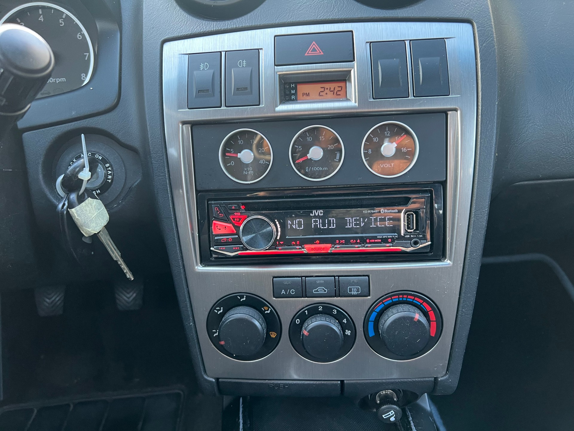 HYUNDAI Coupé 2.0 16V CVVT FX-image-12
