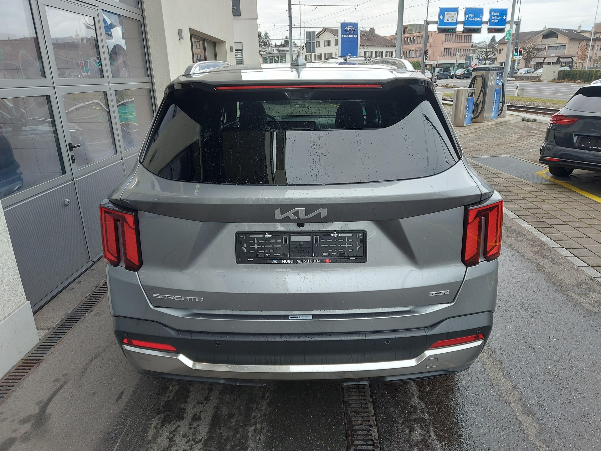 KIA Sorento 1.6 T-GDi Plug-in Hybrid Style 7P-image-11