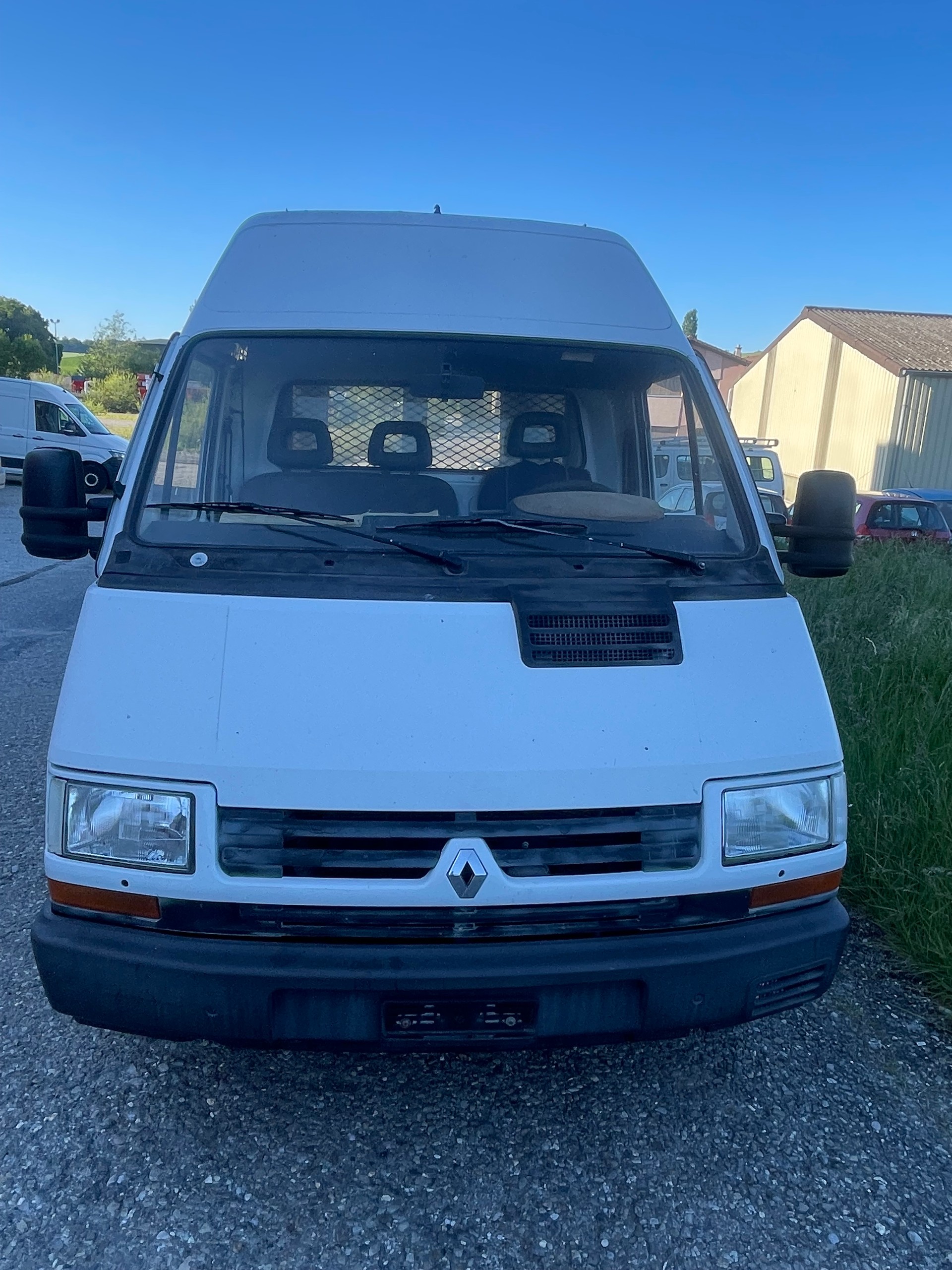 RENAULT TB Trafic 2E 2.2-image-0
