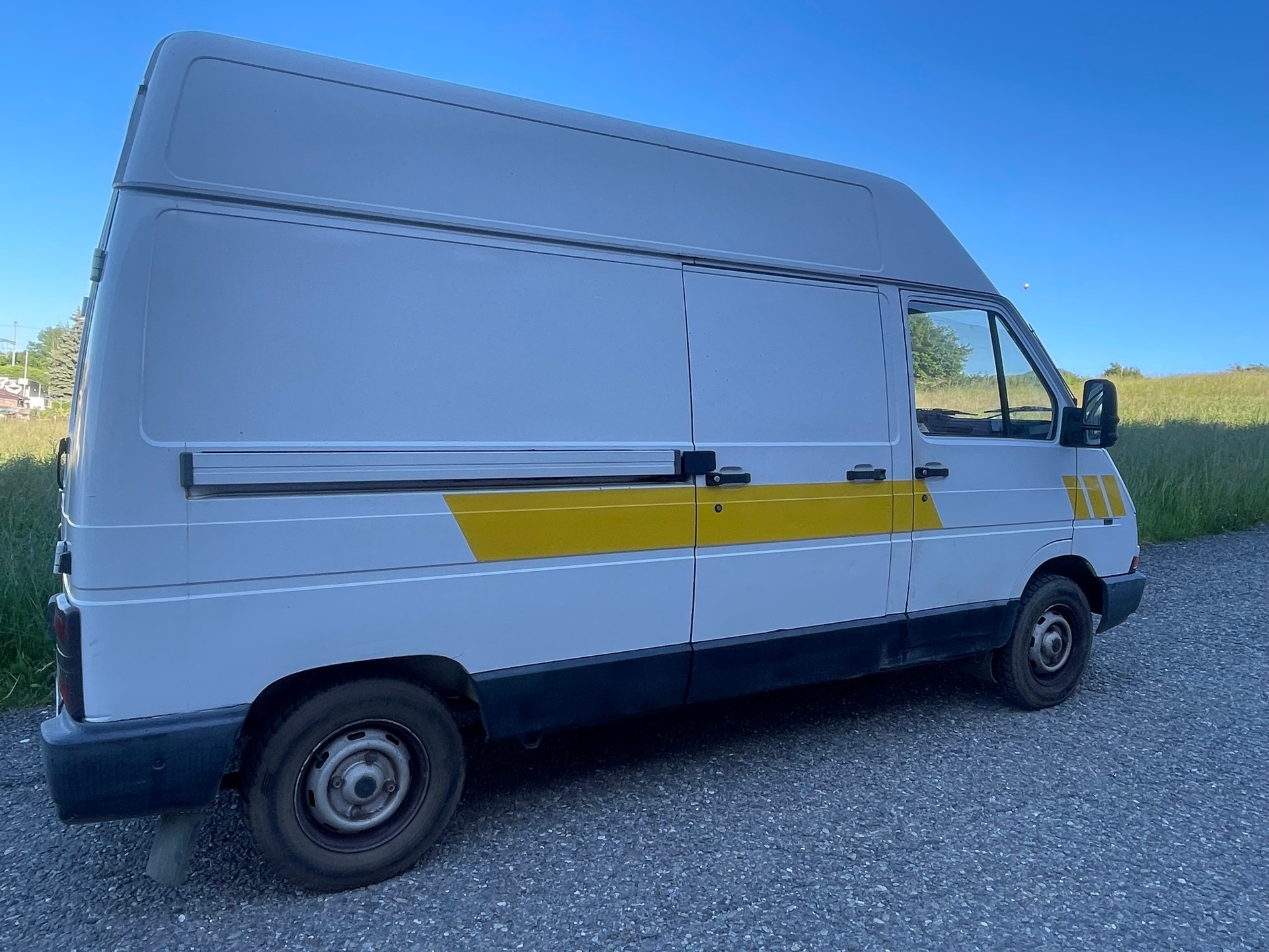 RENAULT TB Trafic 2E 2.2-image-2