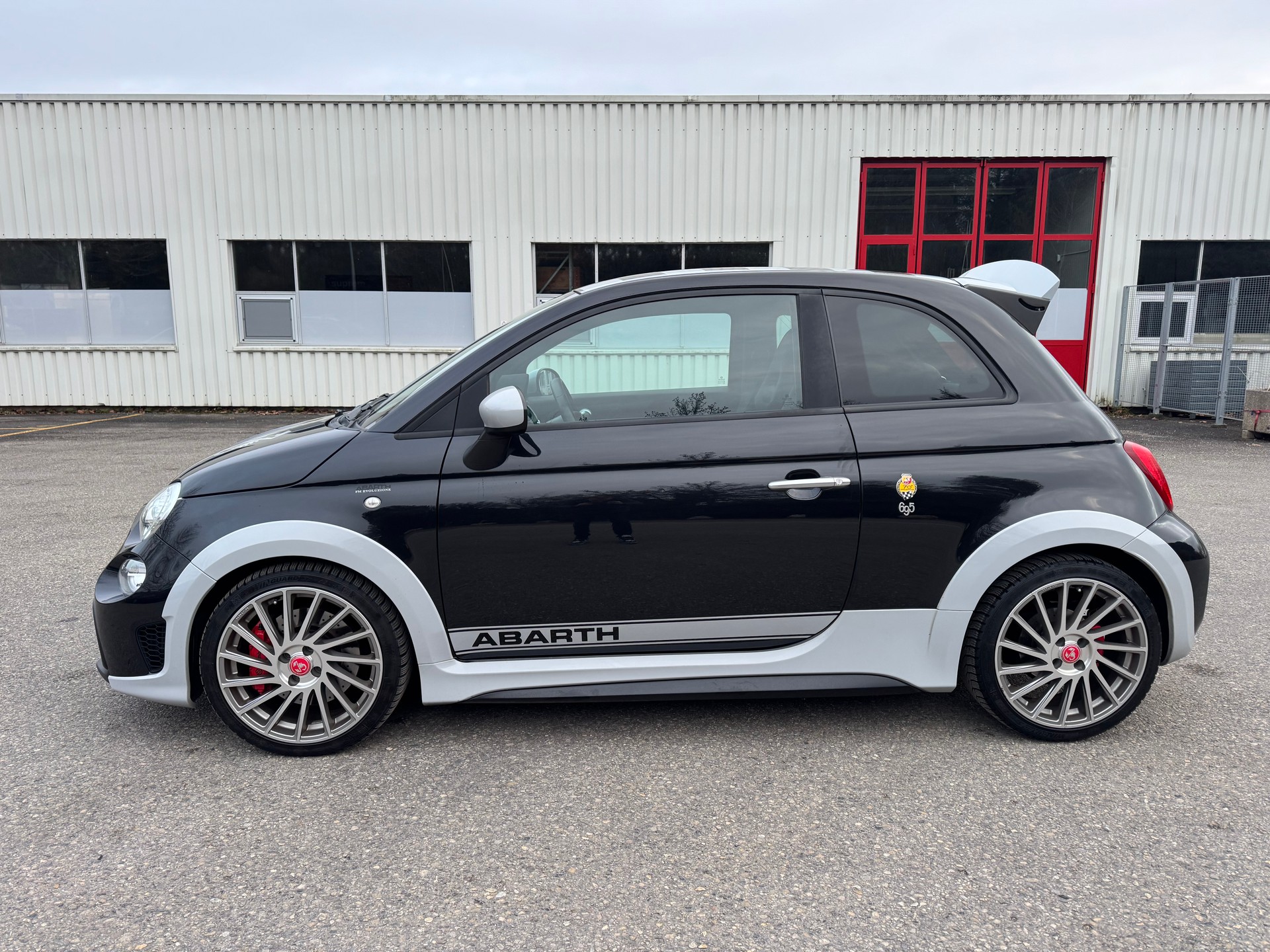 FIAT 595 1.4 16V Turbo Abarth Competizione Dualogic-image-2