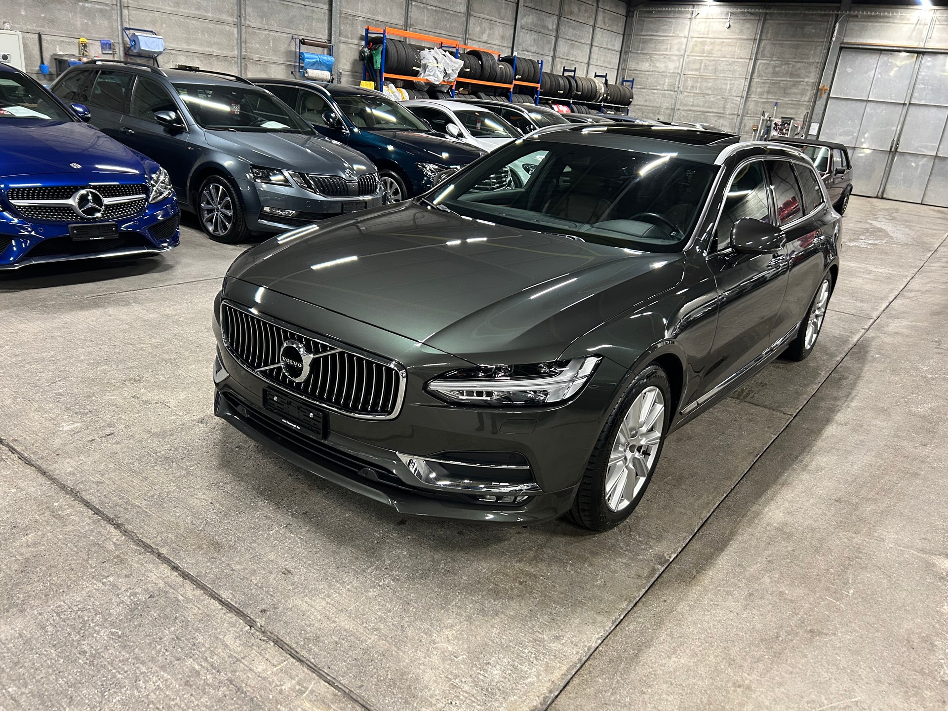 VOLVO V90 D4 AWD Inscription Geartronic-image-7