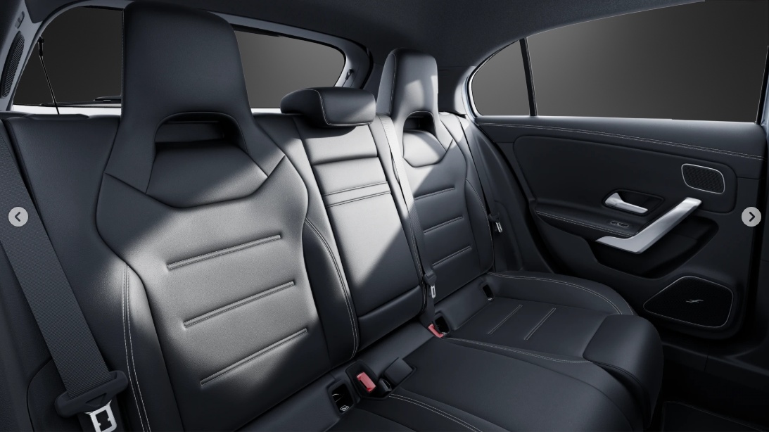 MERCEDES-BENZ A AMG 35 4Matic 8G-DCT-image-7
