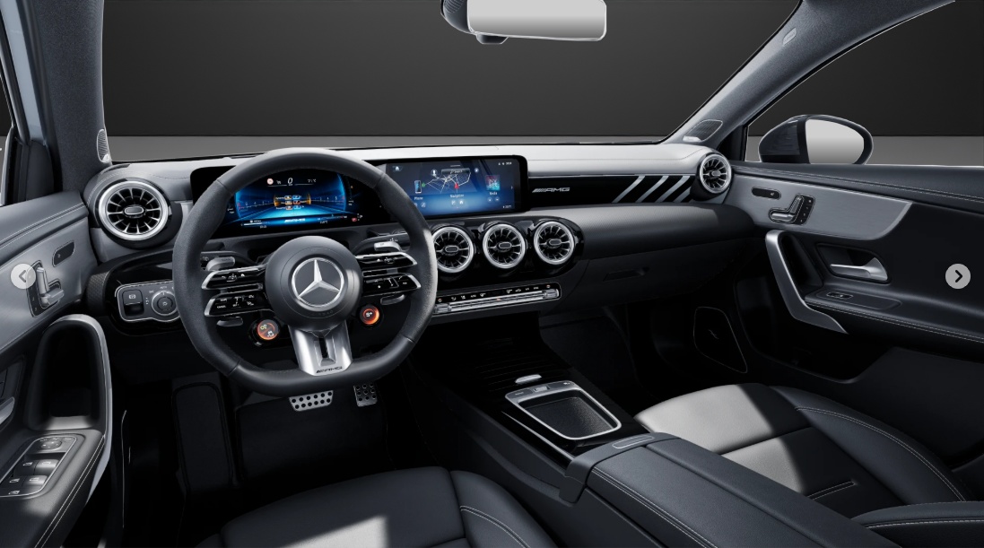 MERCEDES-BENZ A AMG 35 4Matic 8G-DCT-image-5