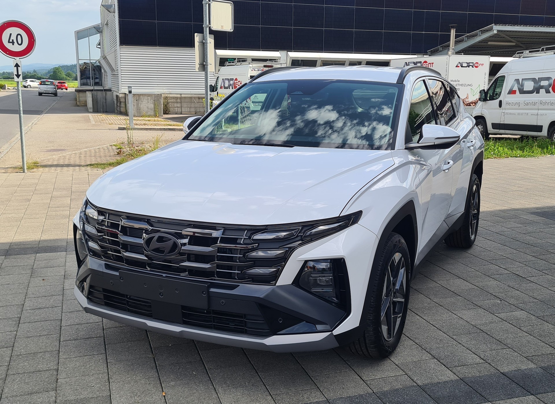 HYUNDAI Tucson 1.6 TGDI HEV Amplia 4WD-image-10