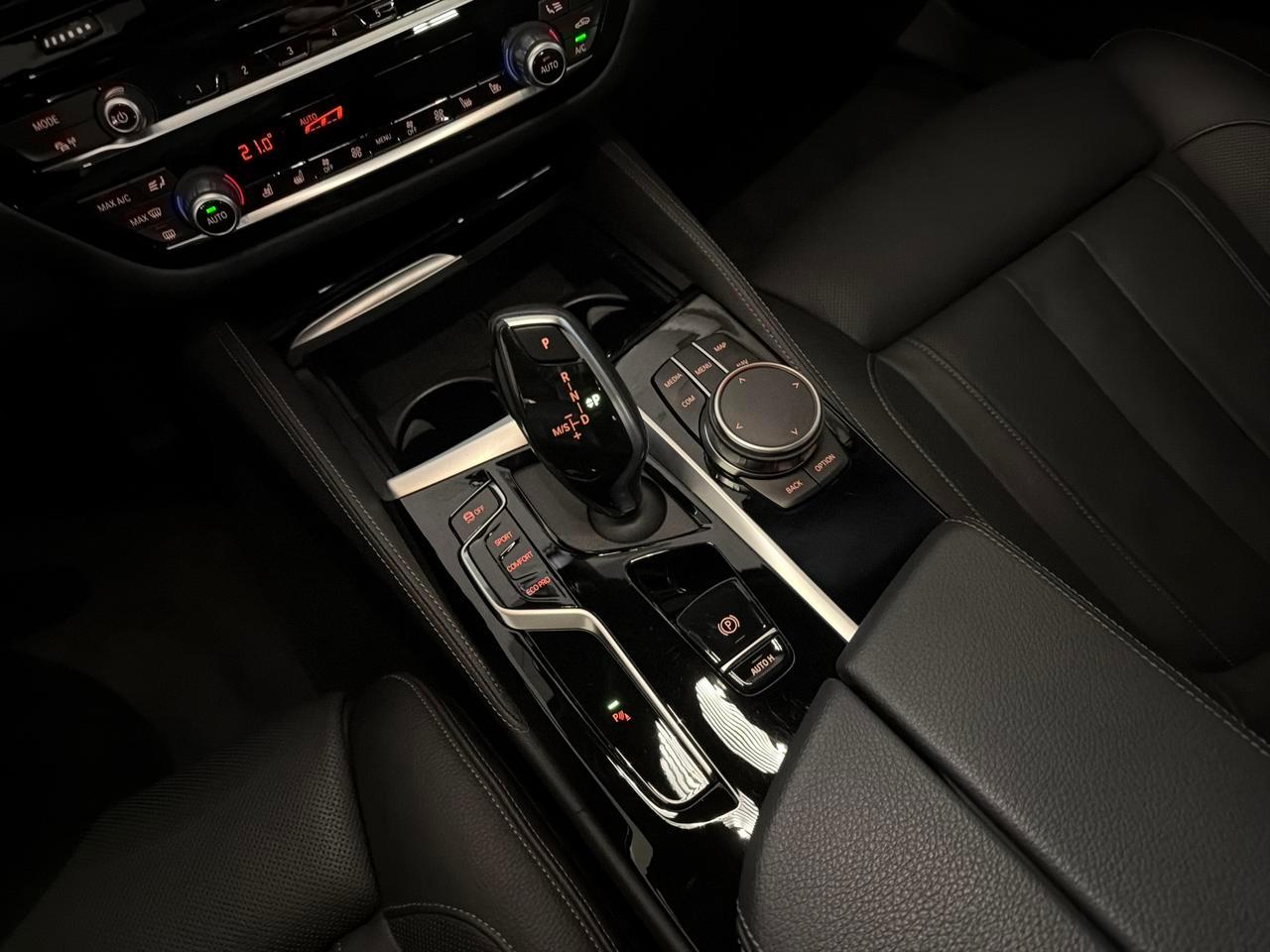 BMW 530d xDrive Touring M Sport-image-15
