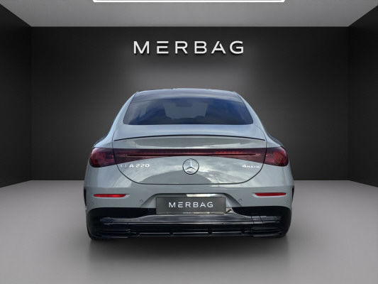 MERCEDES-BENZ CLA 220 8G-DCT 4Matic-image-4