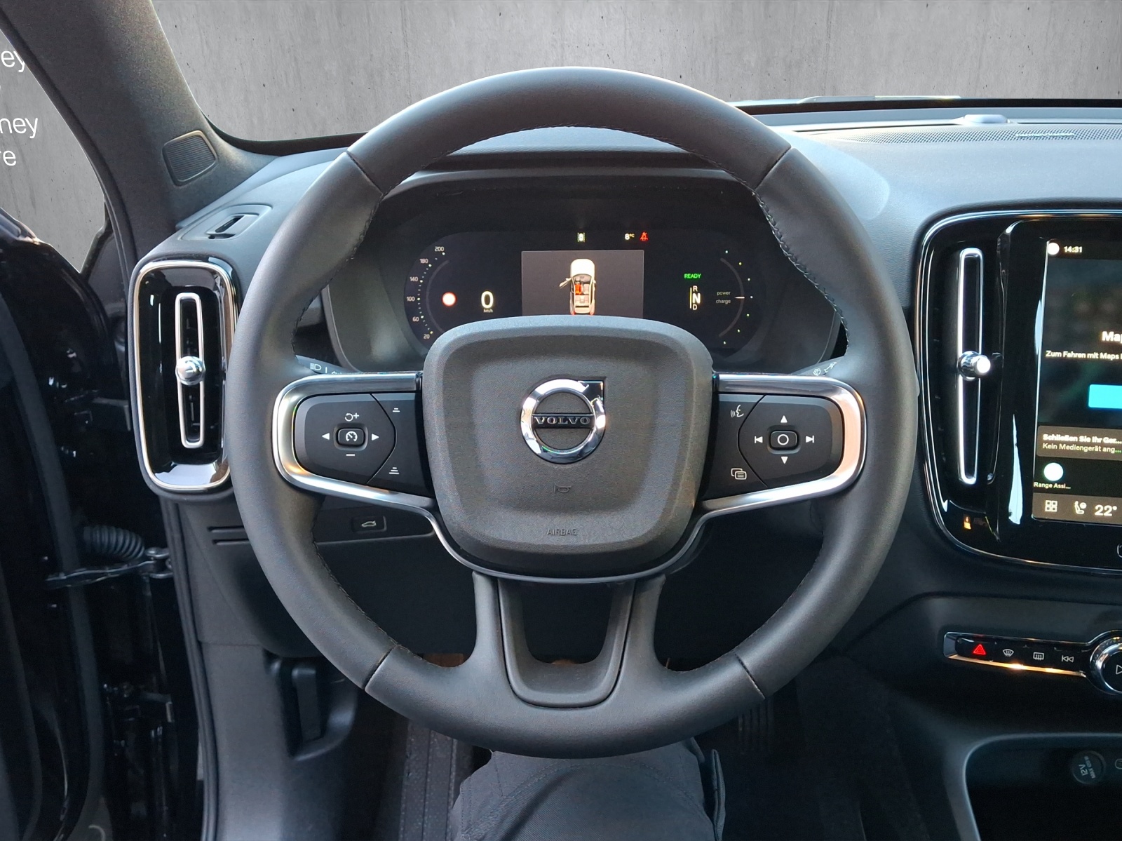 VOLVO EX40 82kWh Twin Motor AWD Plus-image-9