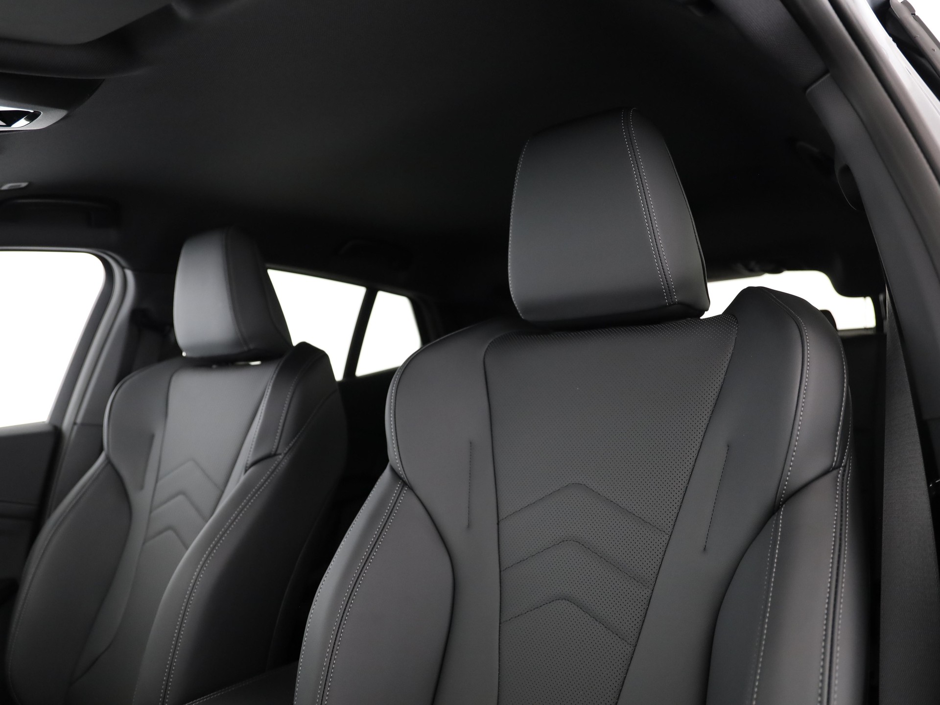 BMW X2 20d xDrive-image-8