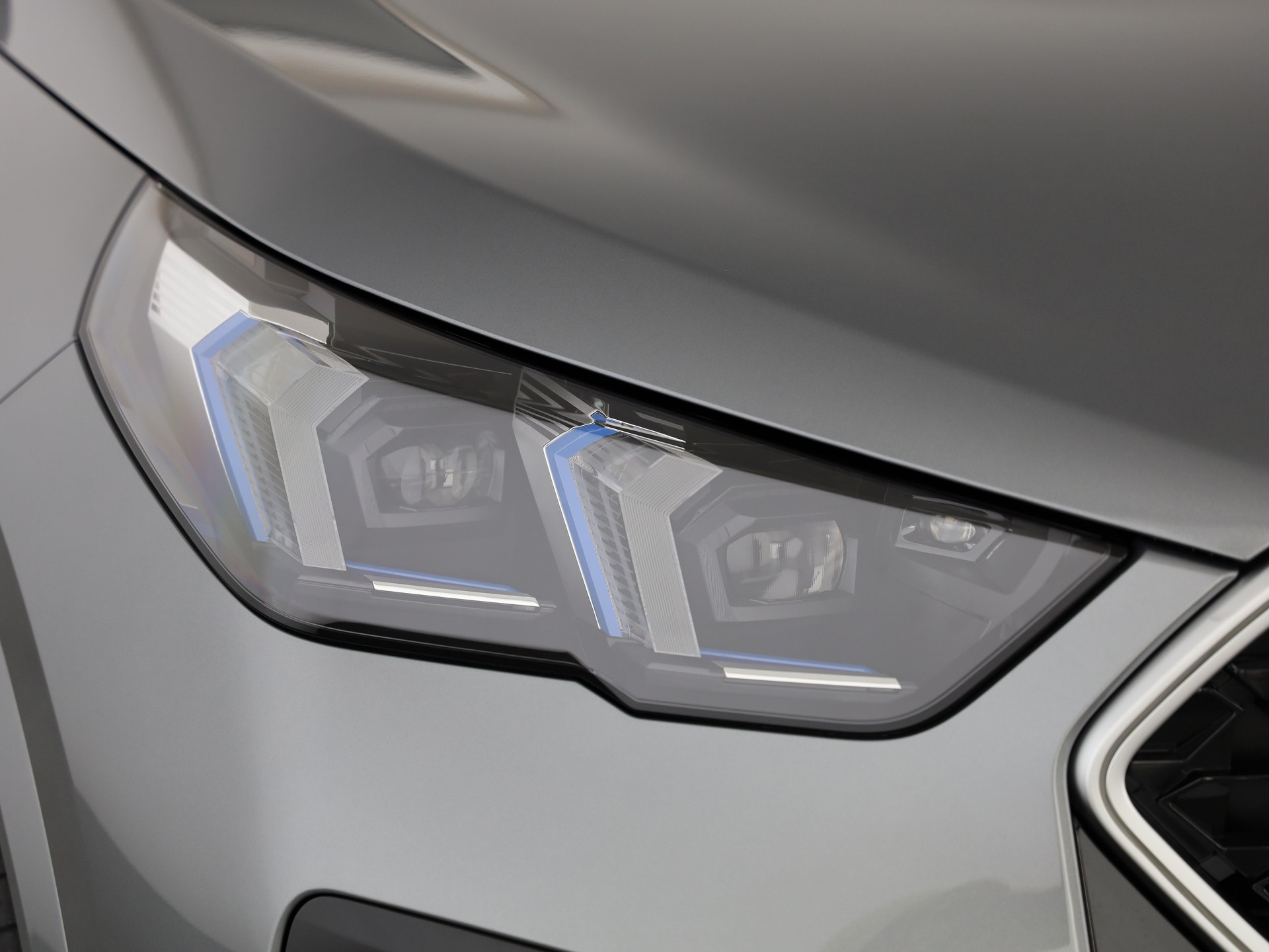 BMW X2 20d xDrive-image-5