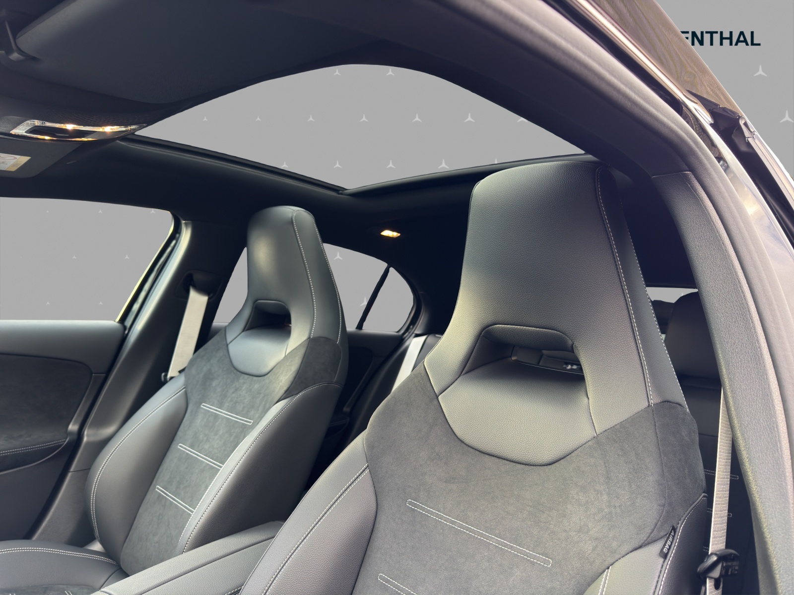 MERCEDES-BENZ A 250 4Matic 8G-DCT-image-10