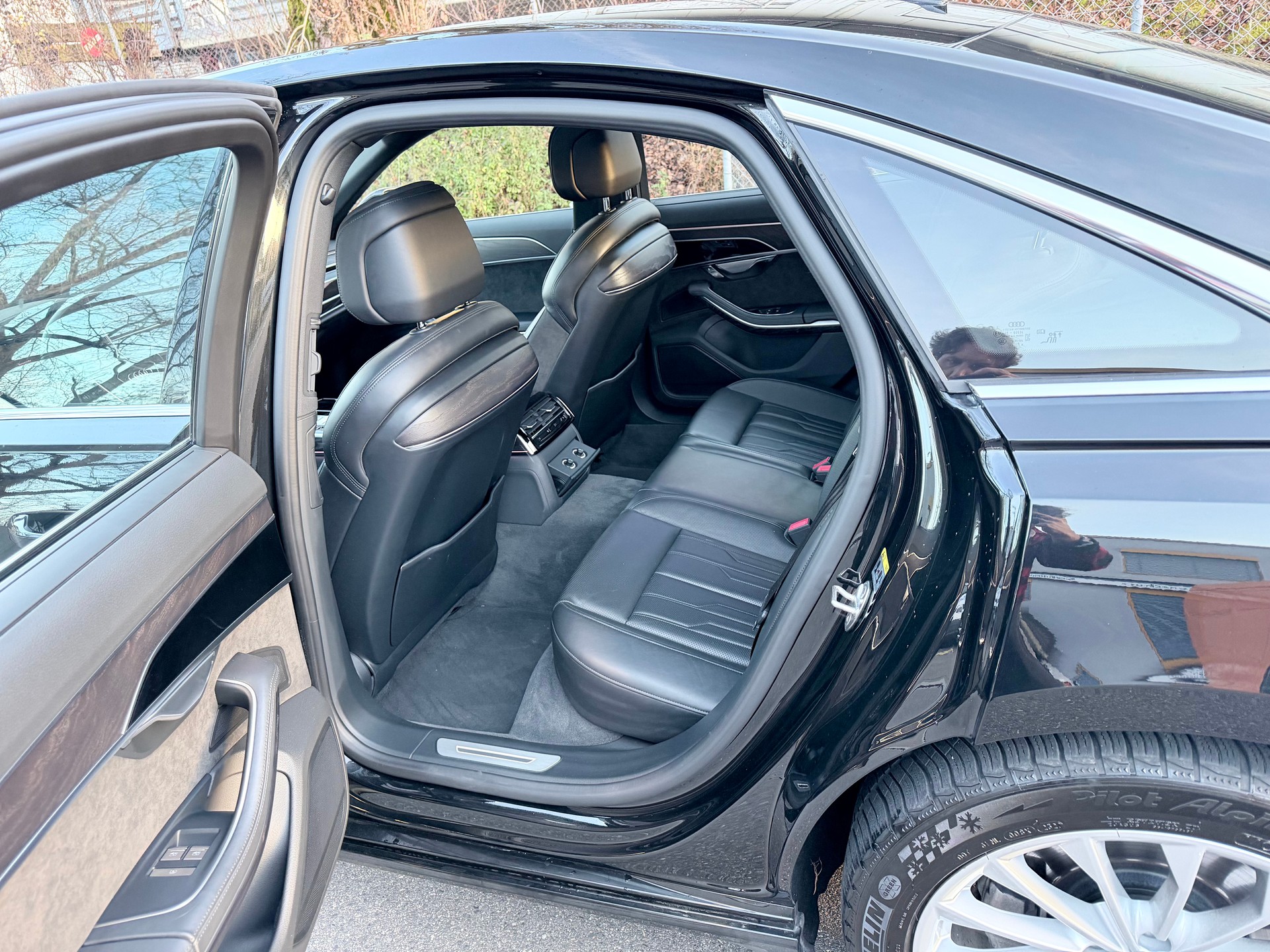 AUDI A8 50 TDI quattro tiptronic-image-9