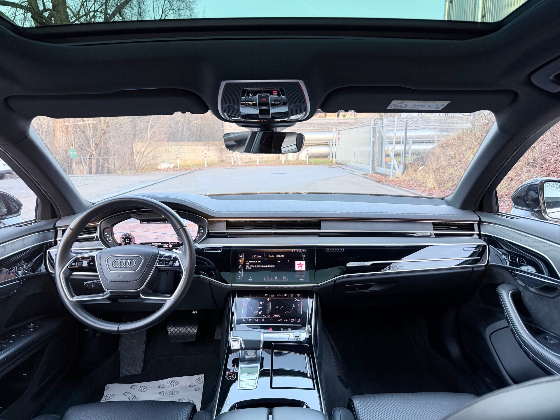 AUDI A8 50 TDI quattro tiptronic-image-12