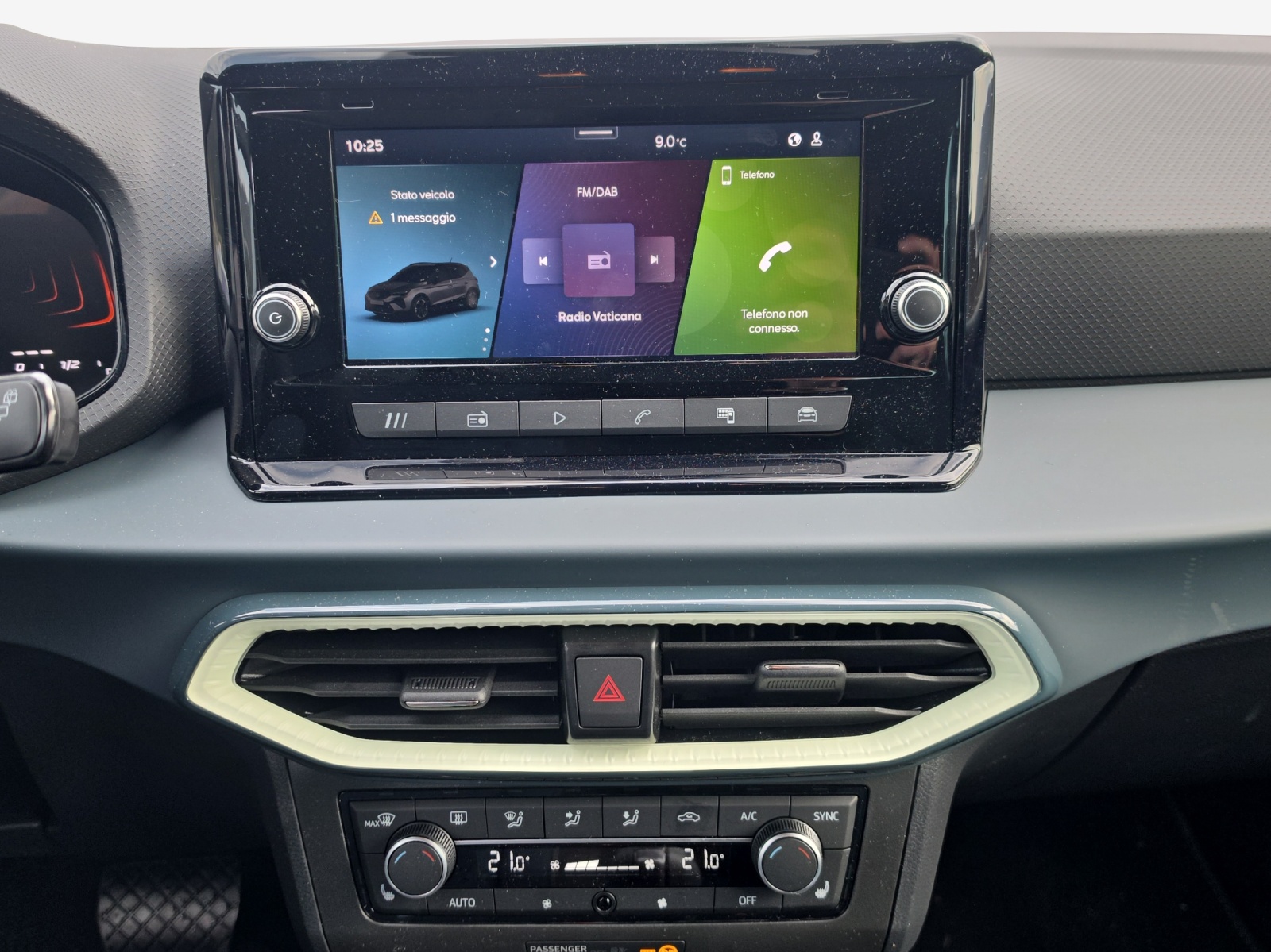 SEAT Arona 1.0 TSI Eco Style DSG-image-10