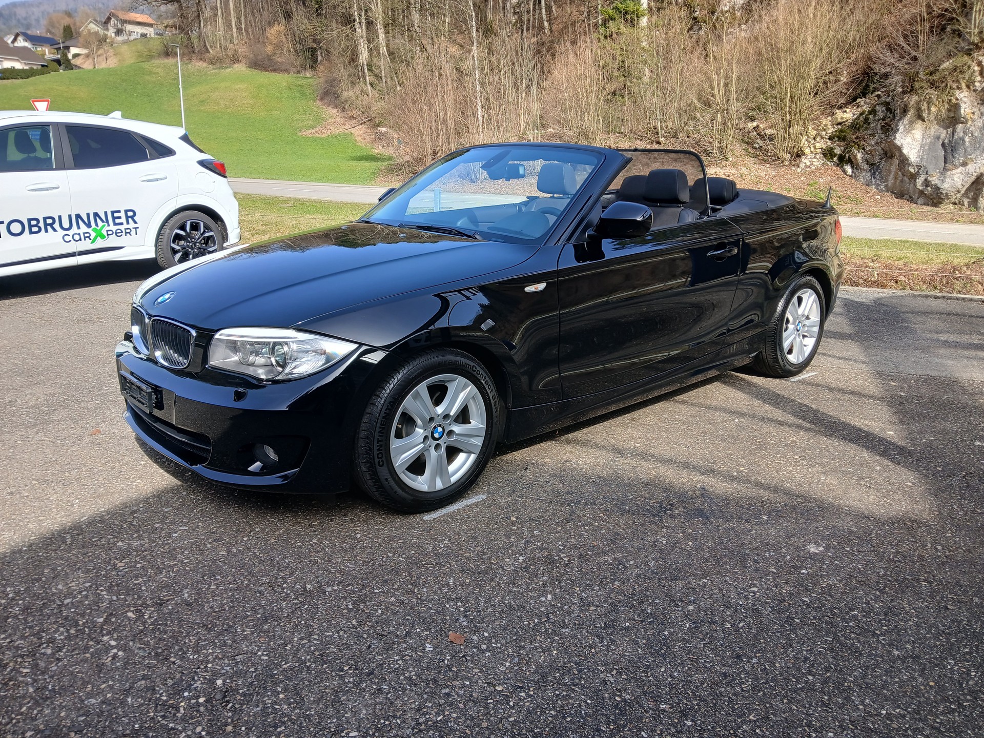 BMW 118i Cabrio-image-2