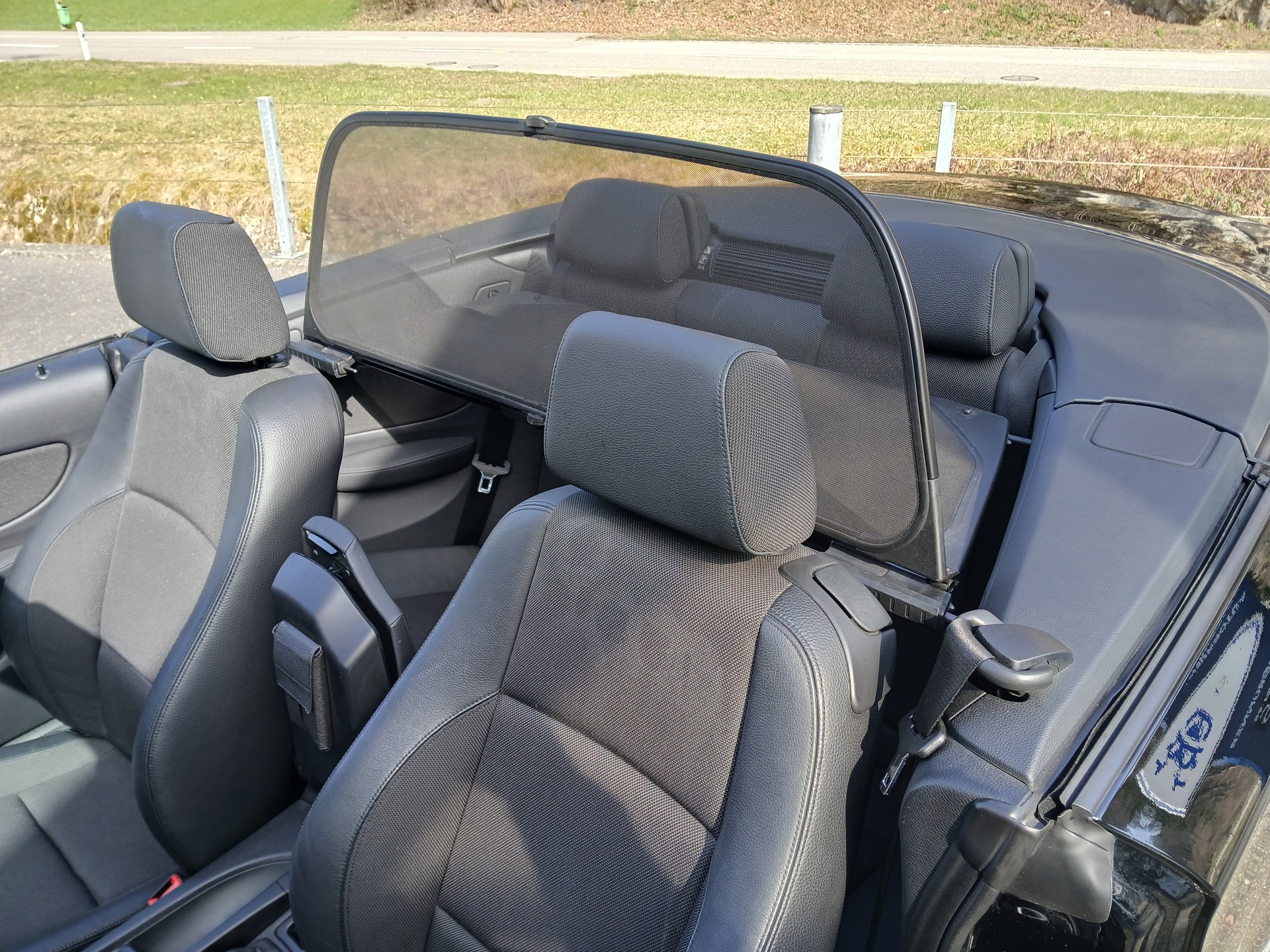 BMW 118i Cabrio-image-9