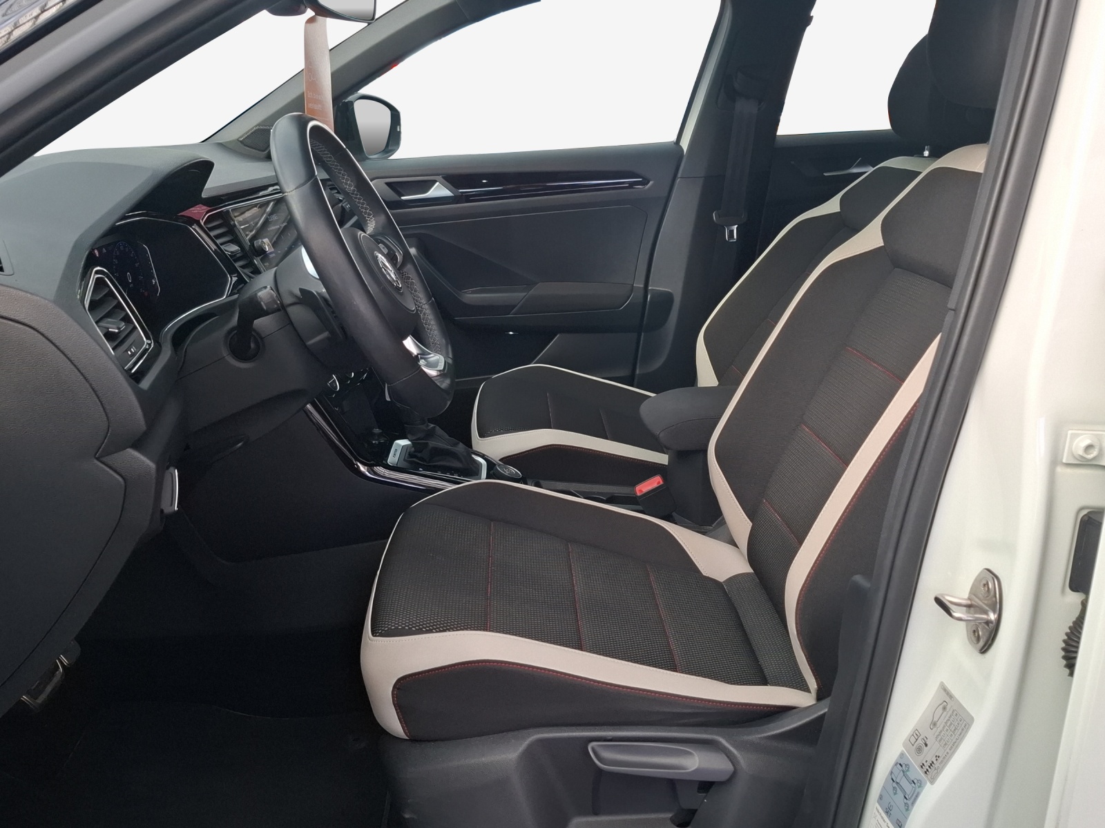 VW T-Roc 2.0 TSI Sport DSG 4Motion-image-7