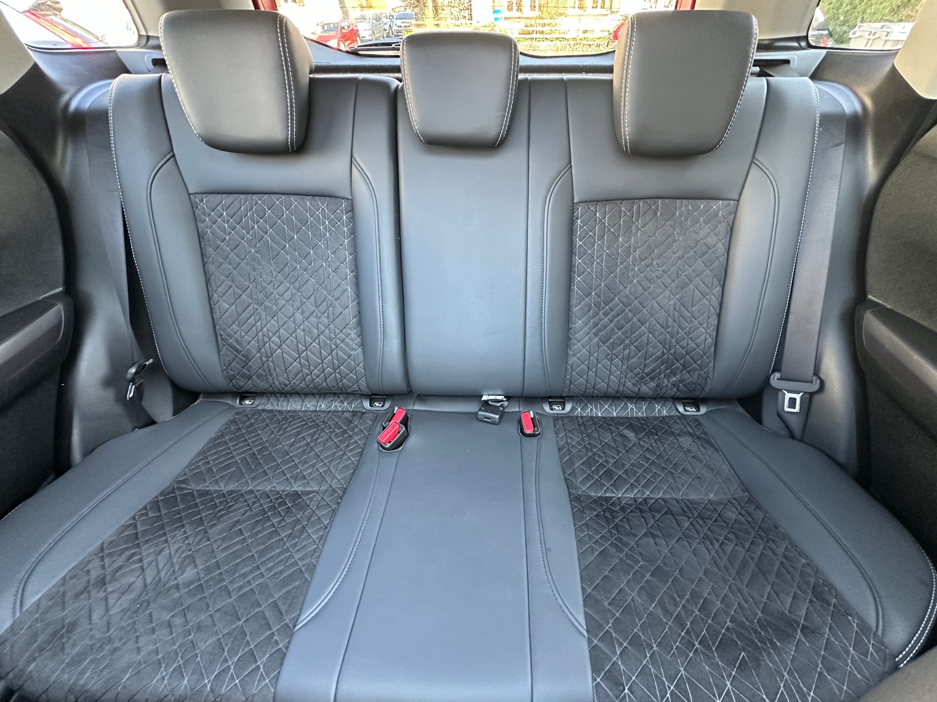 SUZUKI Vitara 1.4T Compact + Hybrid-image-12