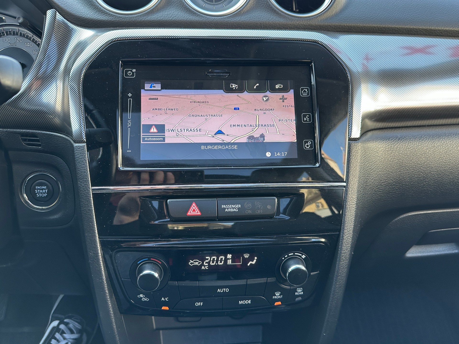 SUZUKI Vitara 1.4T Compact + Hybrid-image-9
