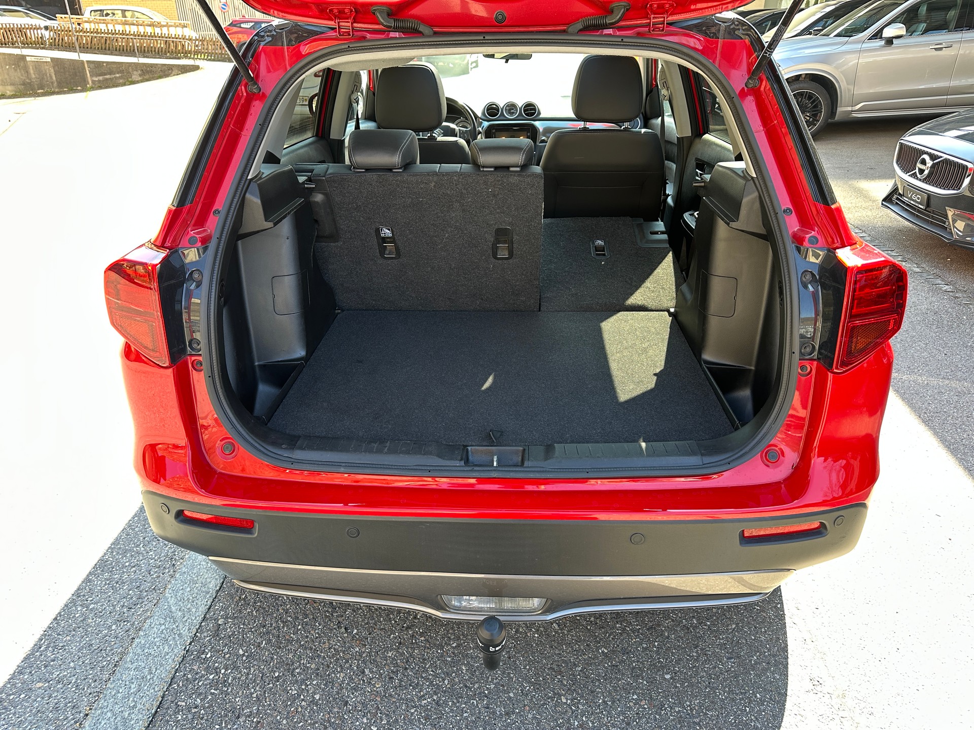 SUZUKI Vitara 1.4T Compact + Hybrid-image-14