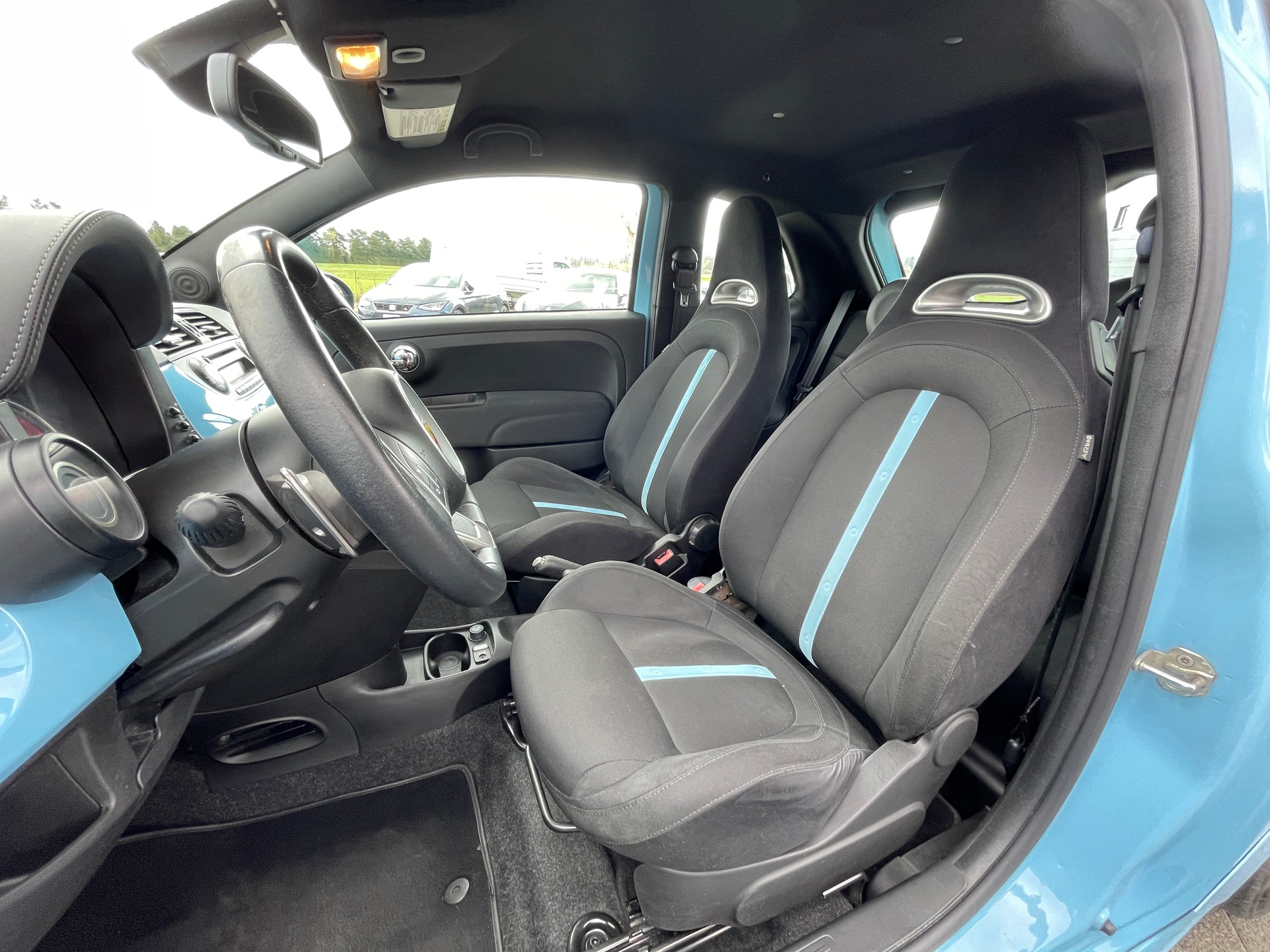 FIAT 500 1.4 16V Turbo Abarth Dualogic-image-7