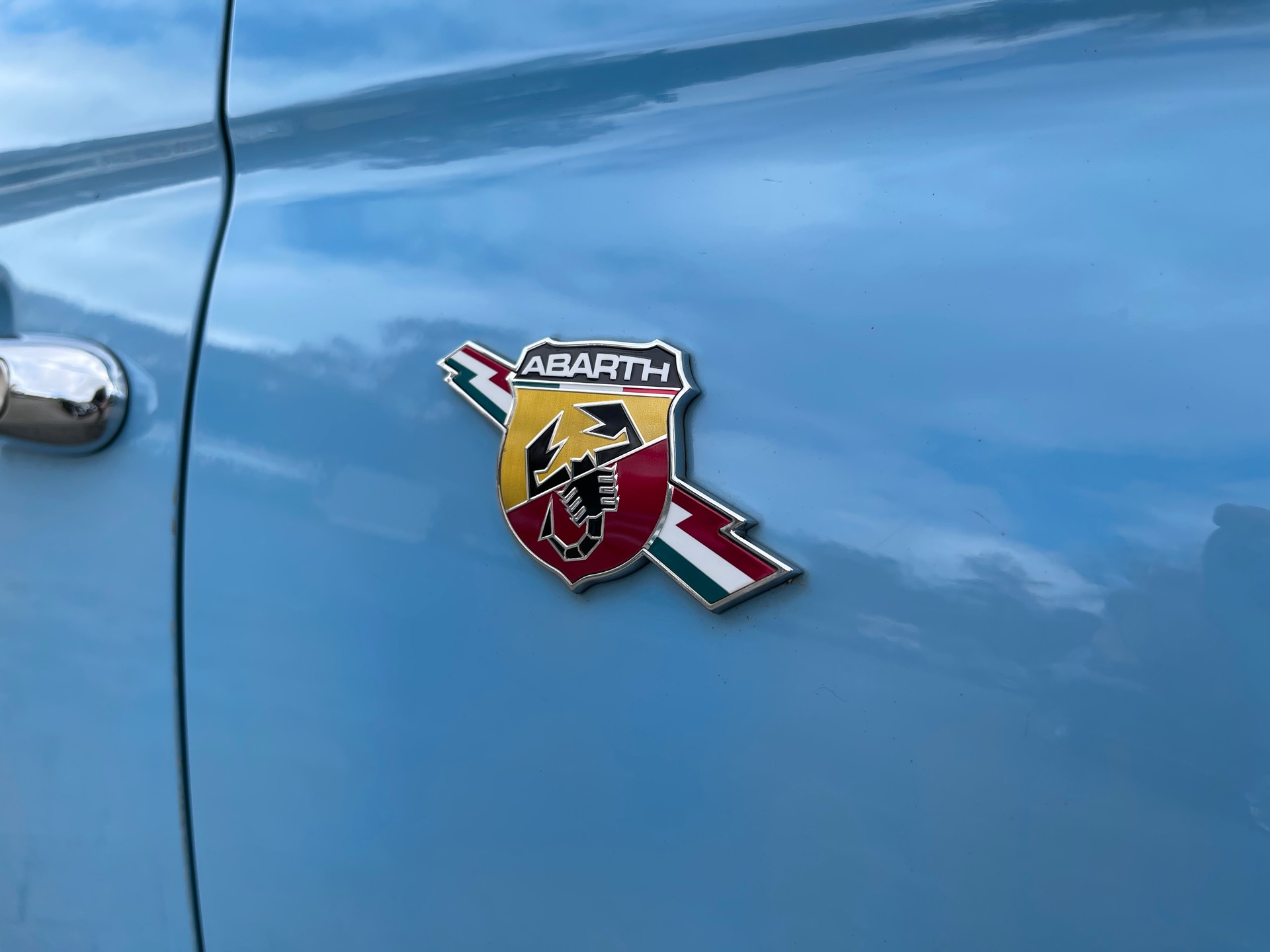 FIAT 500 1.4 16V Turbo Abarth Dualogic-image-13