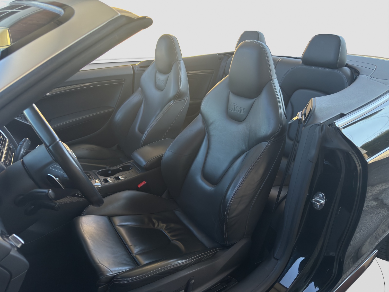 AUDI S5 Cabrio 3.0 TFSI quattro S-Line-image-12