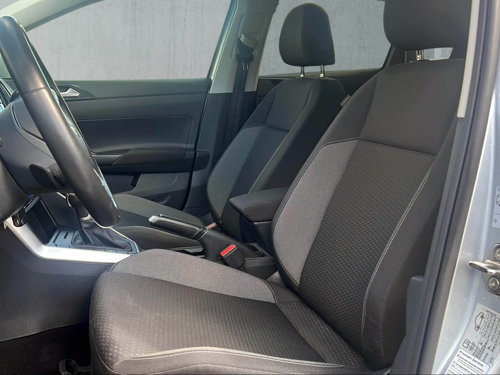 VW Taigo 1.0 TSI Life DSG-image-8