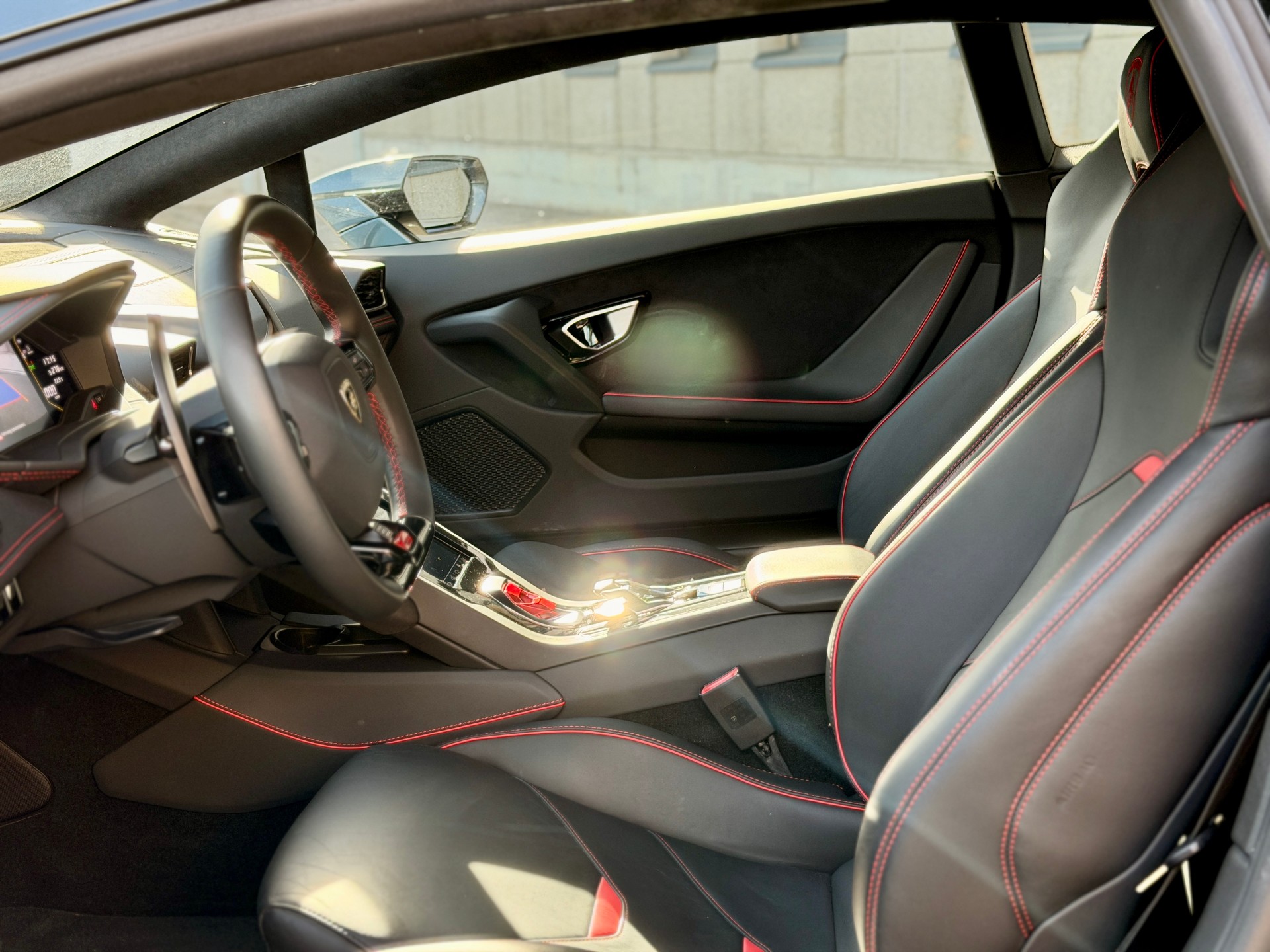 LAMBORGHINI Huracan EVO Coupé DCT-image-18