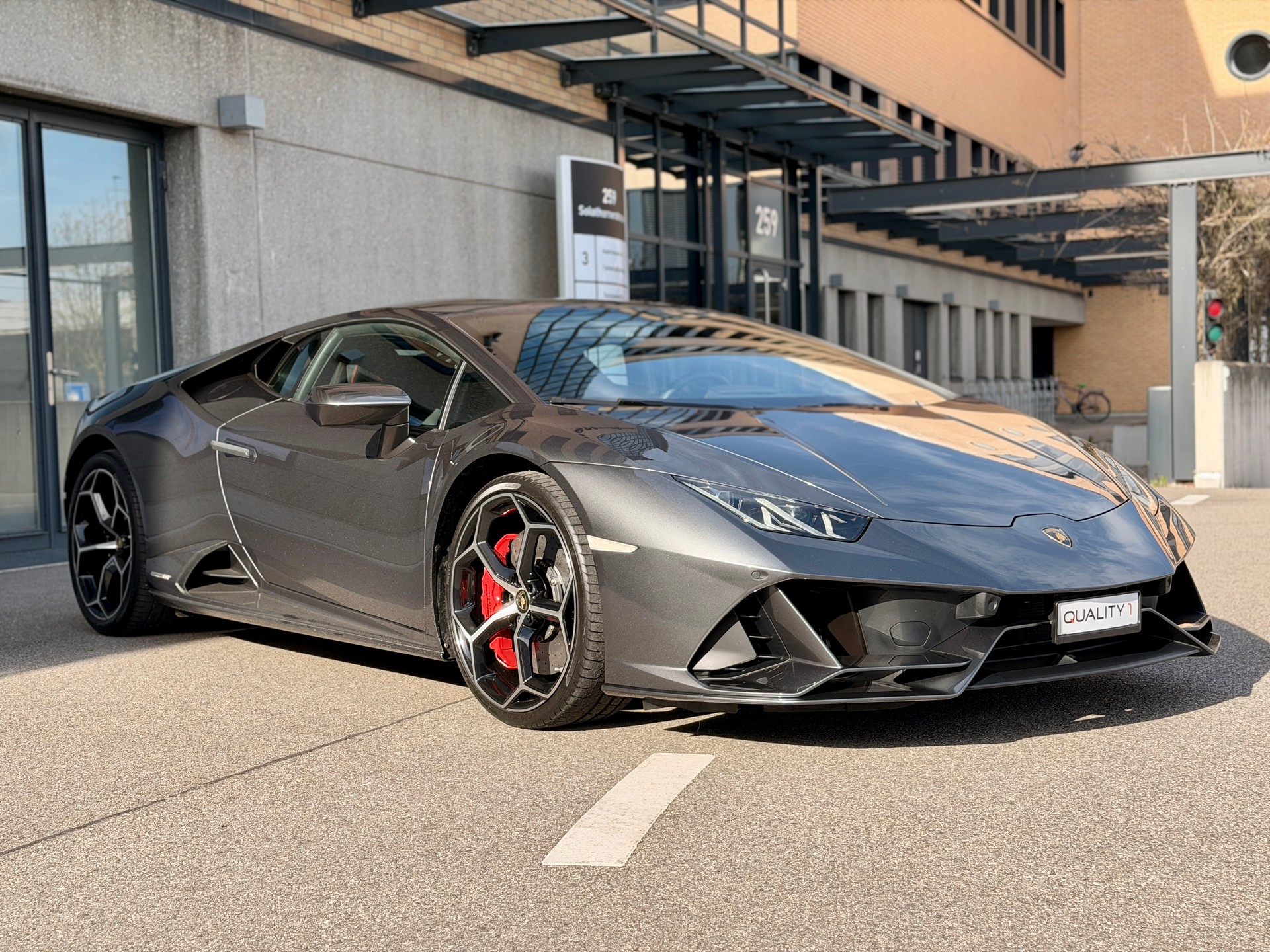LAMBORGHINI Huracan EVO Coupé DCT-image-5
