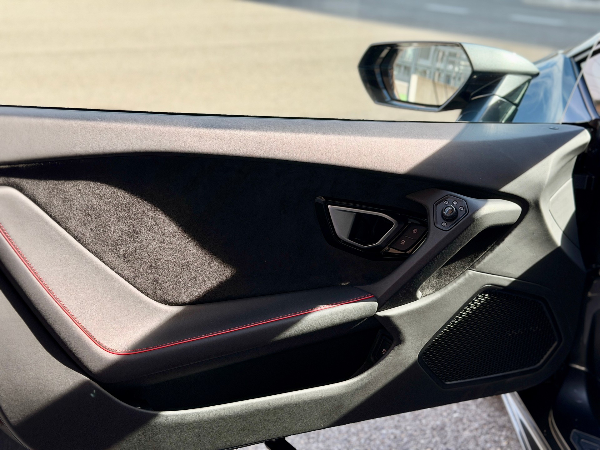 LAMBORGHINI Huracan EVO Coupé DCT-image-19
