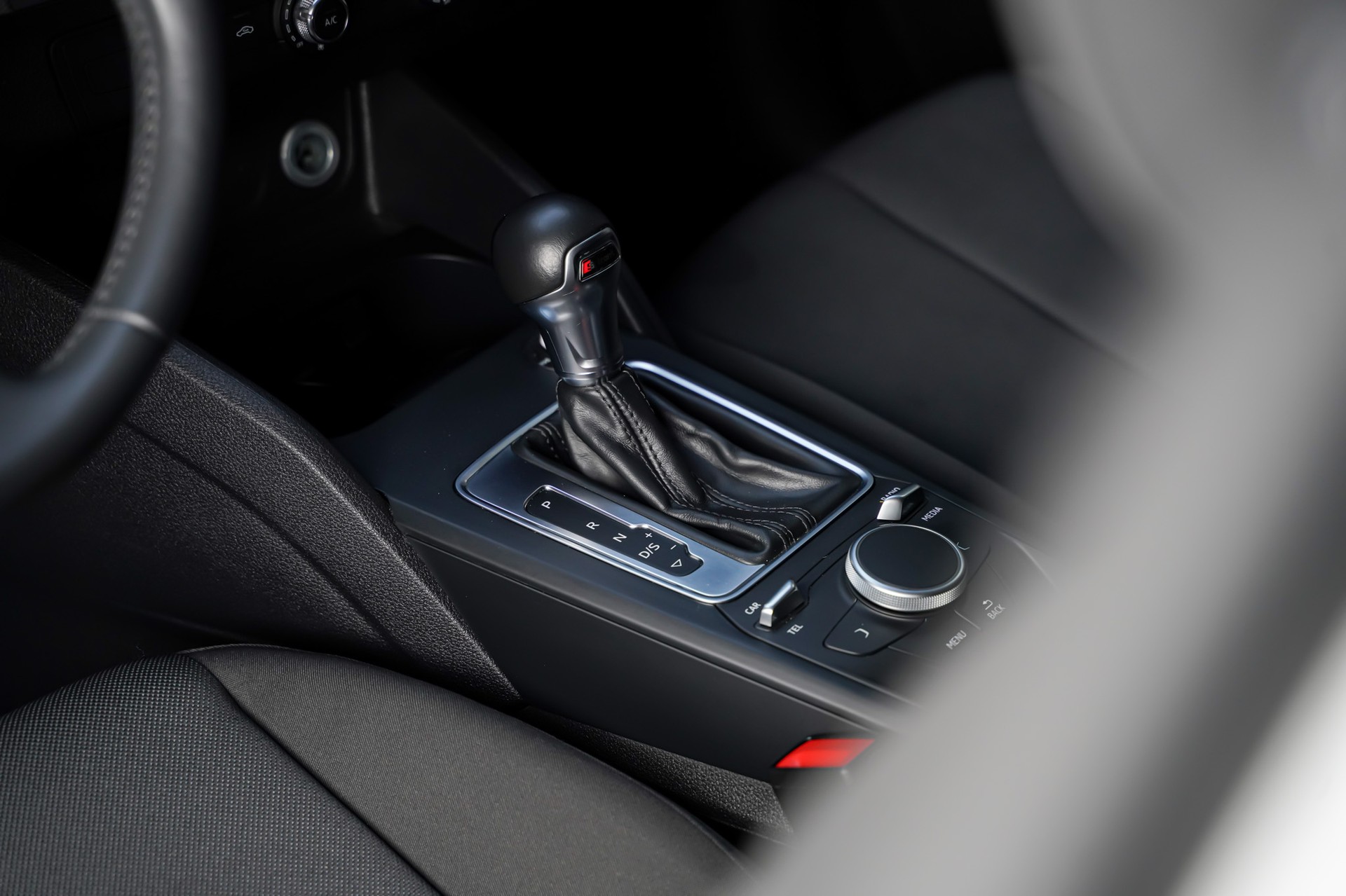 AUDI Q2 1.0 TFSI S-tronic-image-10