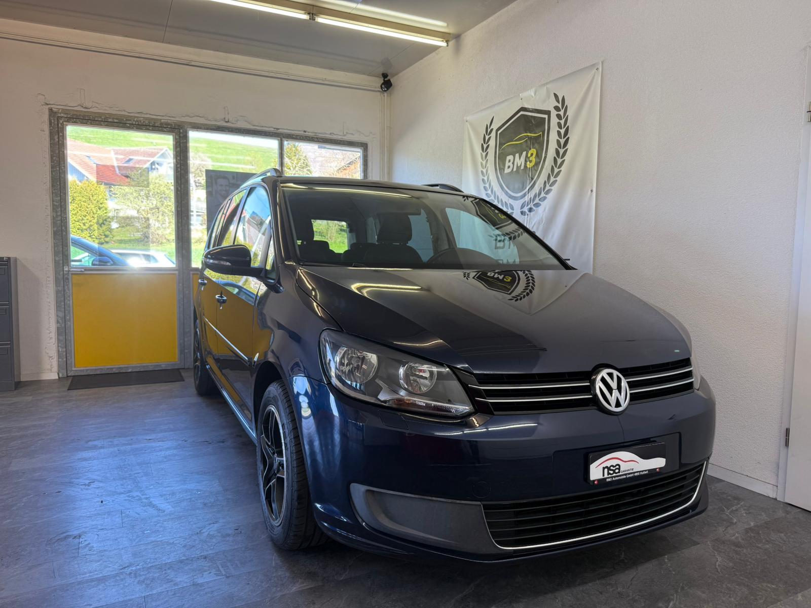 VW Touran 1.4 TSI Highline DSG-image-4