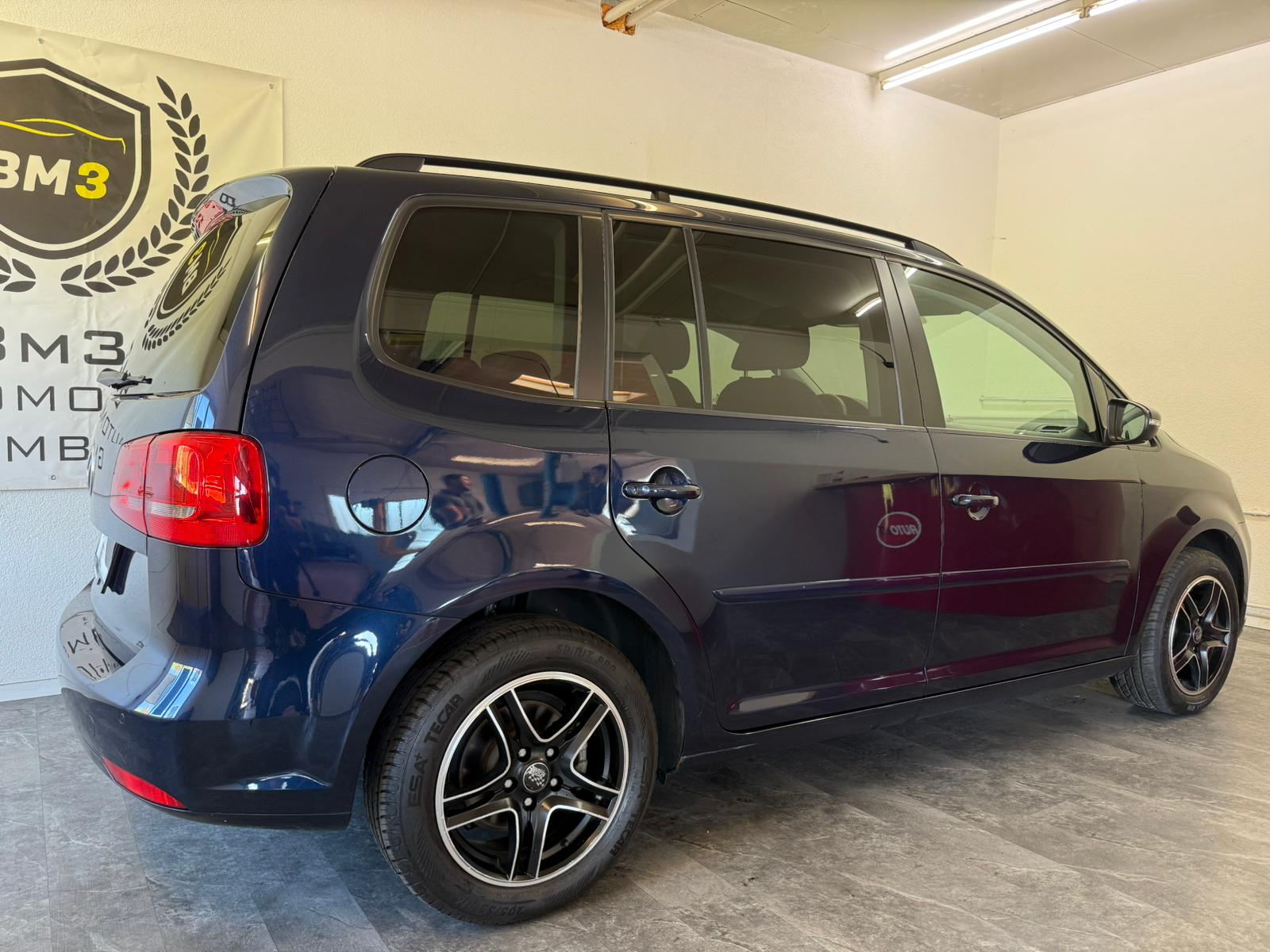 VW Touran 1.4 TSI Highline DSG-image-3