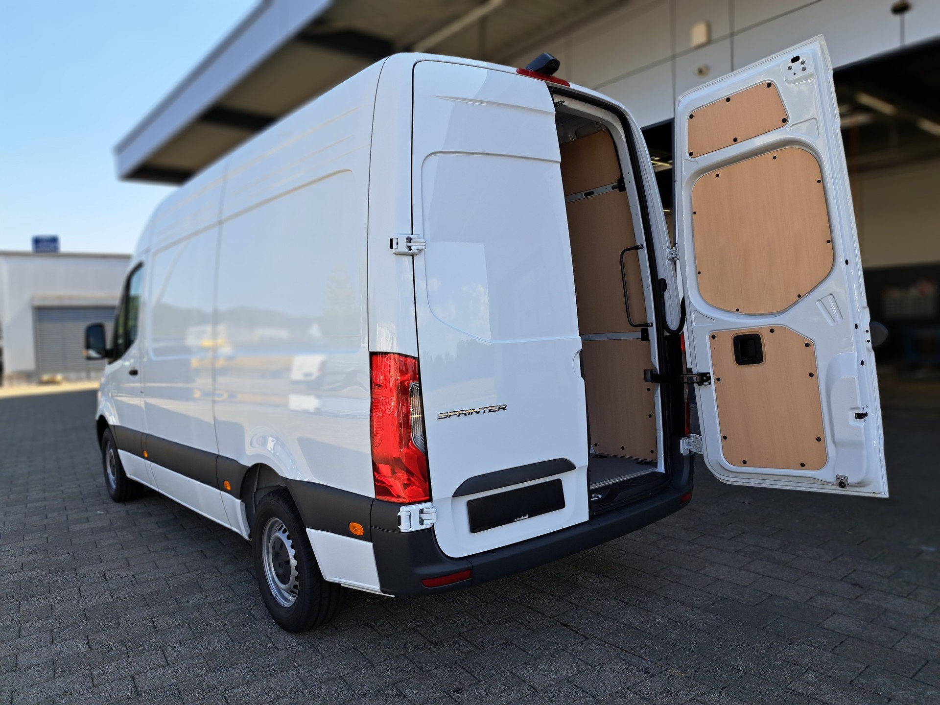 MERCEDES-BENZ Sprinter 317 CDI PRO KA 3665mm S-showroom-element-1