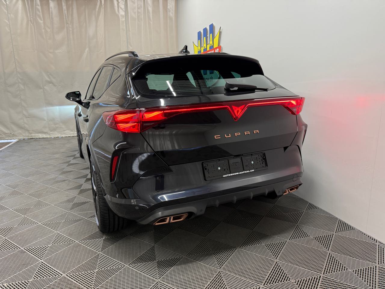 CUPRA Formentor 1.5 e-HYBRID pHEV Black Edition-image-14