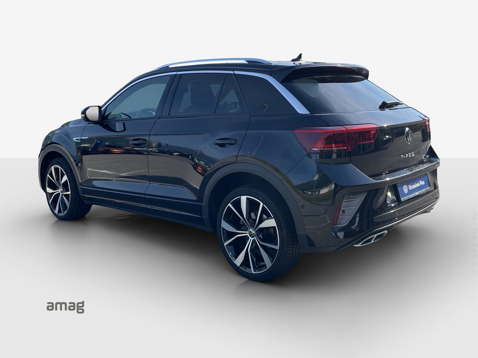 VW T-Roc 2.0 TSI R-Line DSG 4Motion-image-2