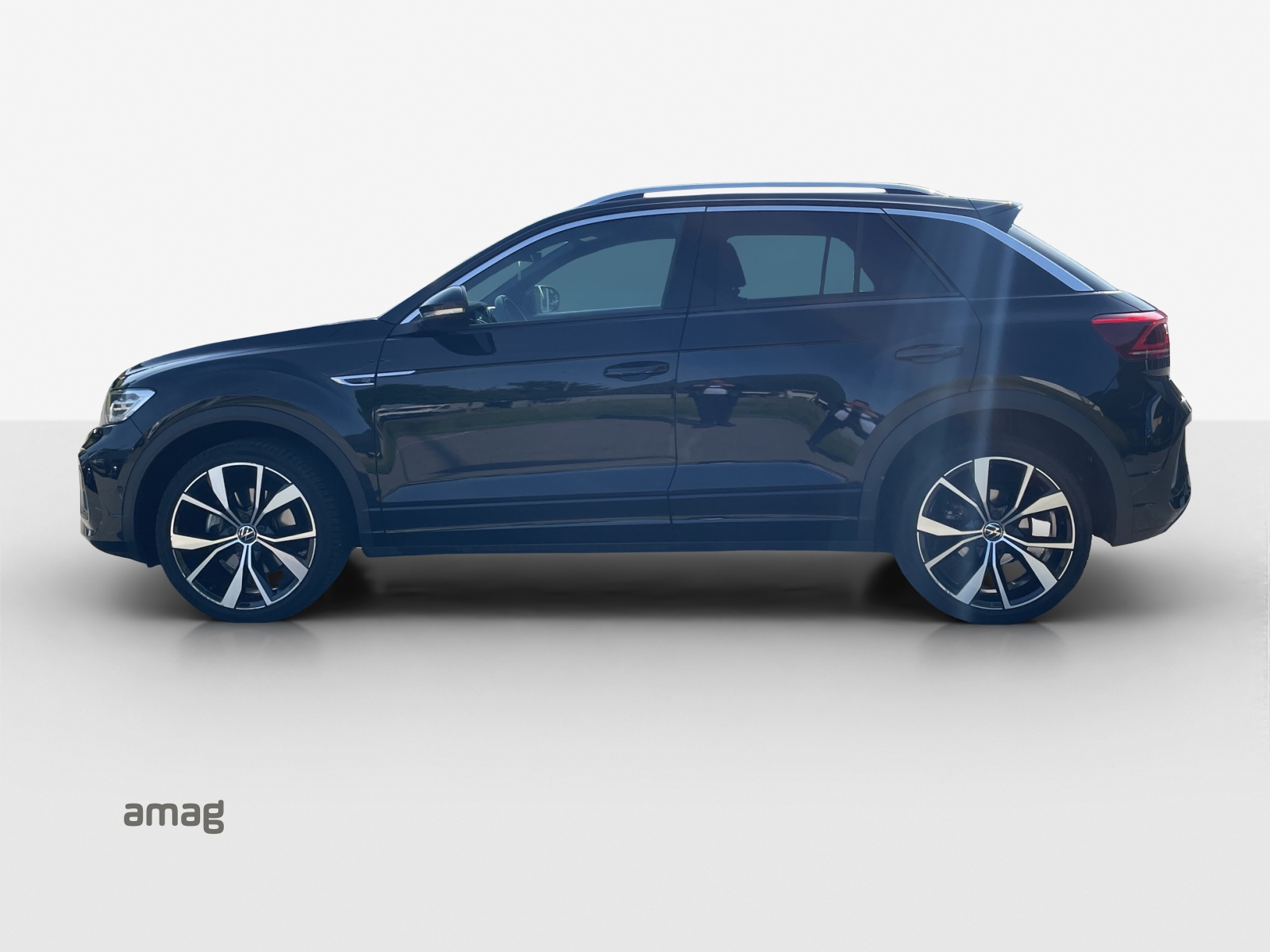 VW T-Roc 2.0 TSI R-Line DSG 4Motion-image-1