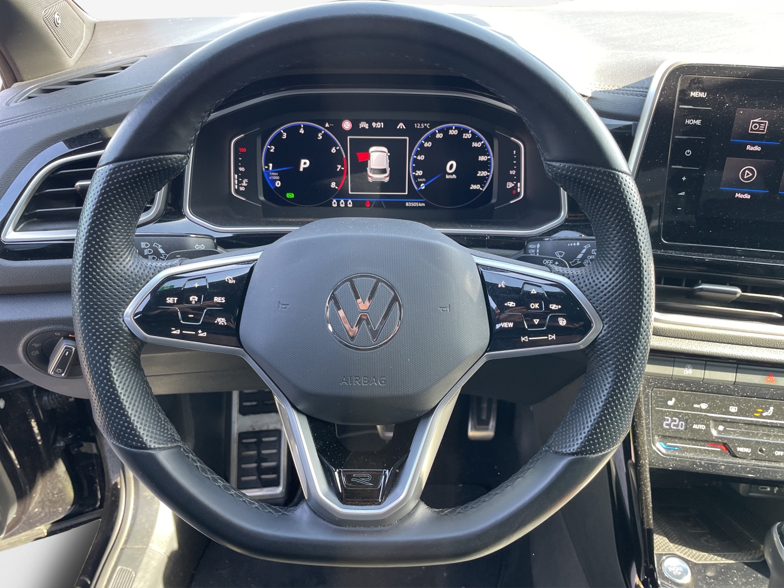 VW T-Roc 2.0 TSI R-Line DSG 4Motion-image-9