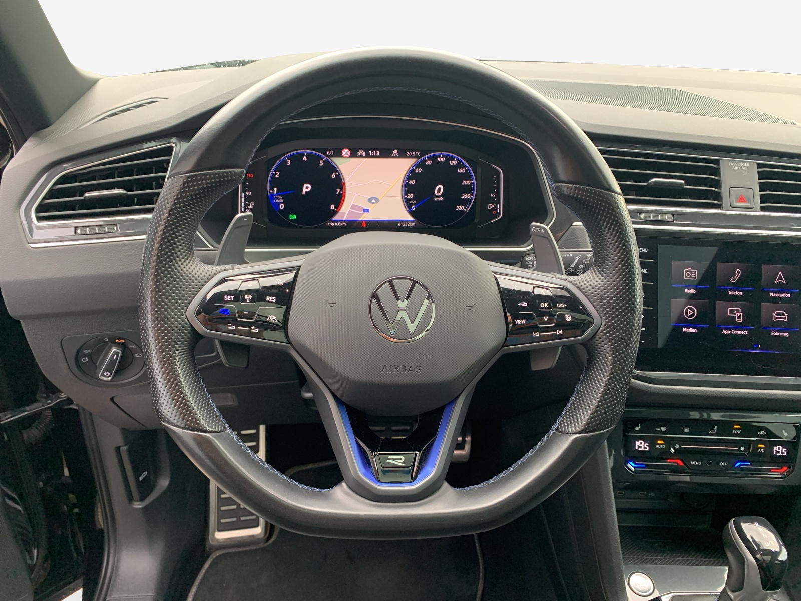VW Tiguan 2.0TSI R 4Motion DSG-image-9