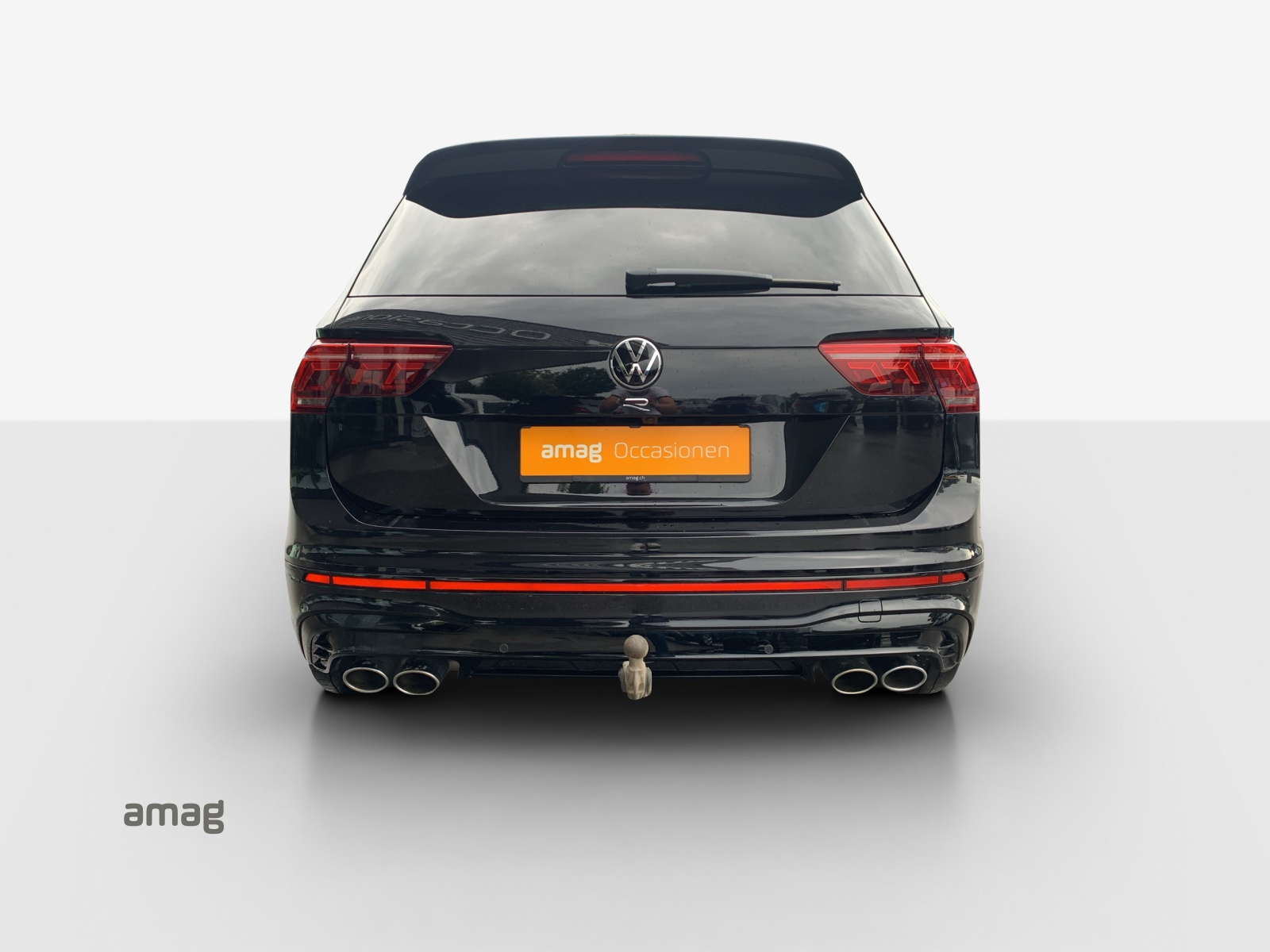 VW Tiguan 2.0TSI R 4Motion DSG-image-3