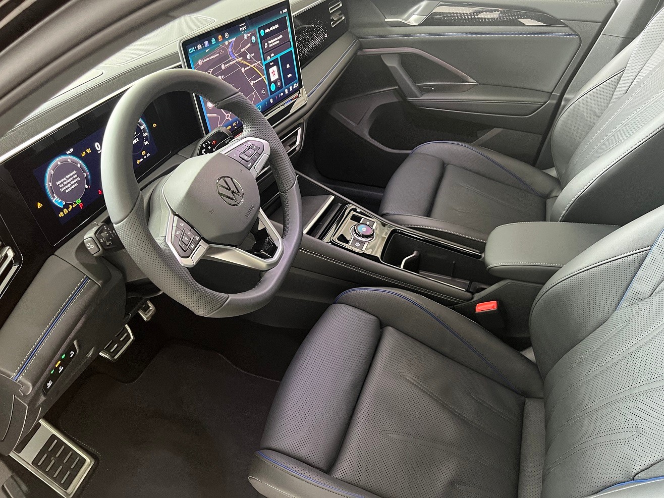 VW Tiguan 2.0 TSI DSG R-Line Plus 4Motion-image-7