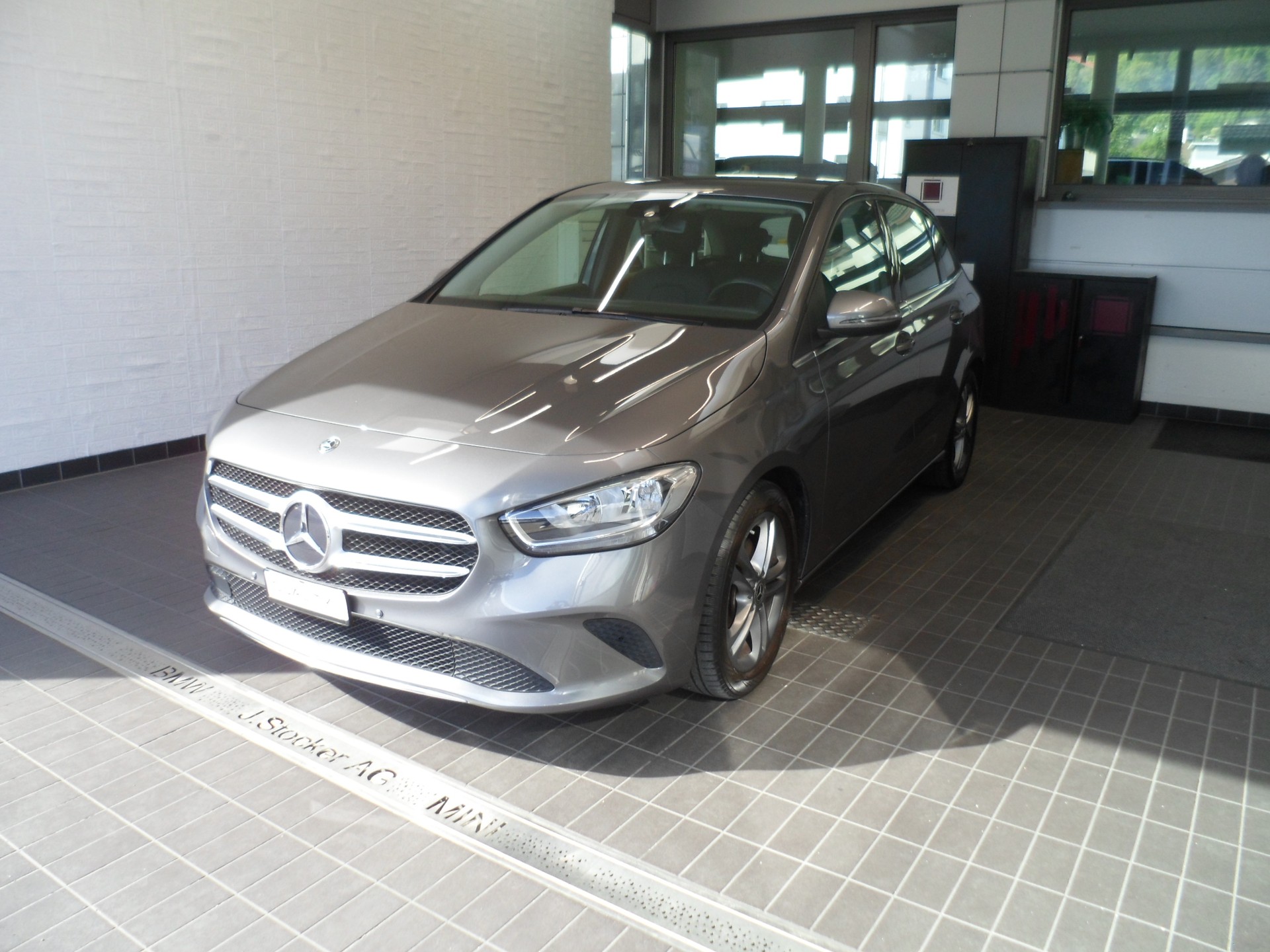MERCEDES-BENZ B 200 Progressive 7G-DCT-image-1