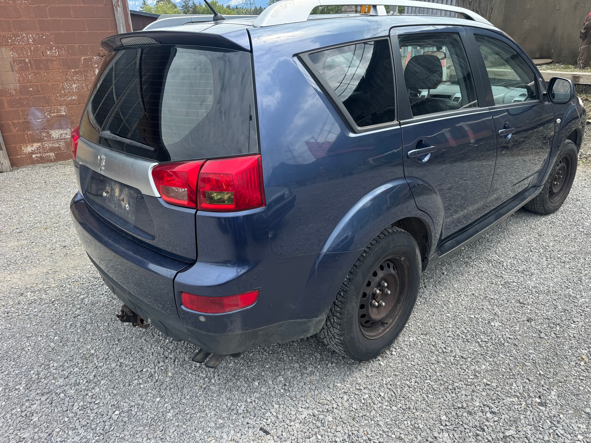 PEUGEOT 4007 2.2 HDi Platinum Edition-image-2